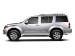 2008 Nissan Pathfinder SE