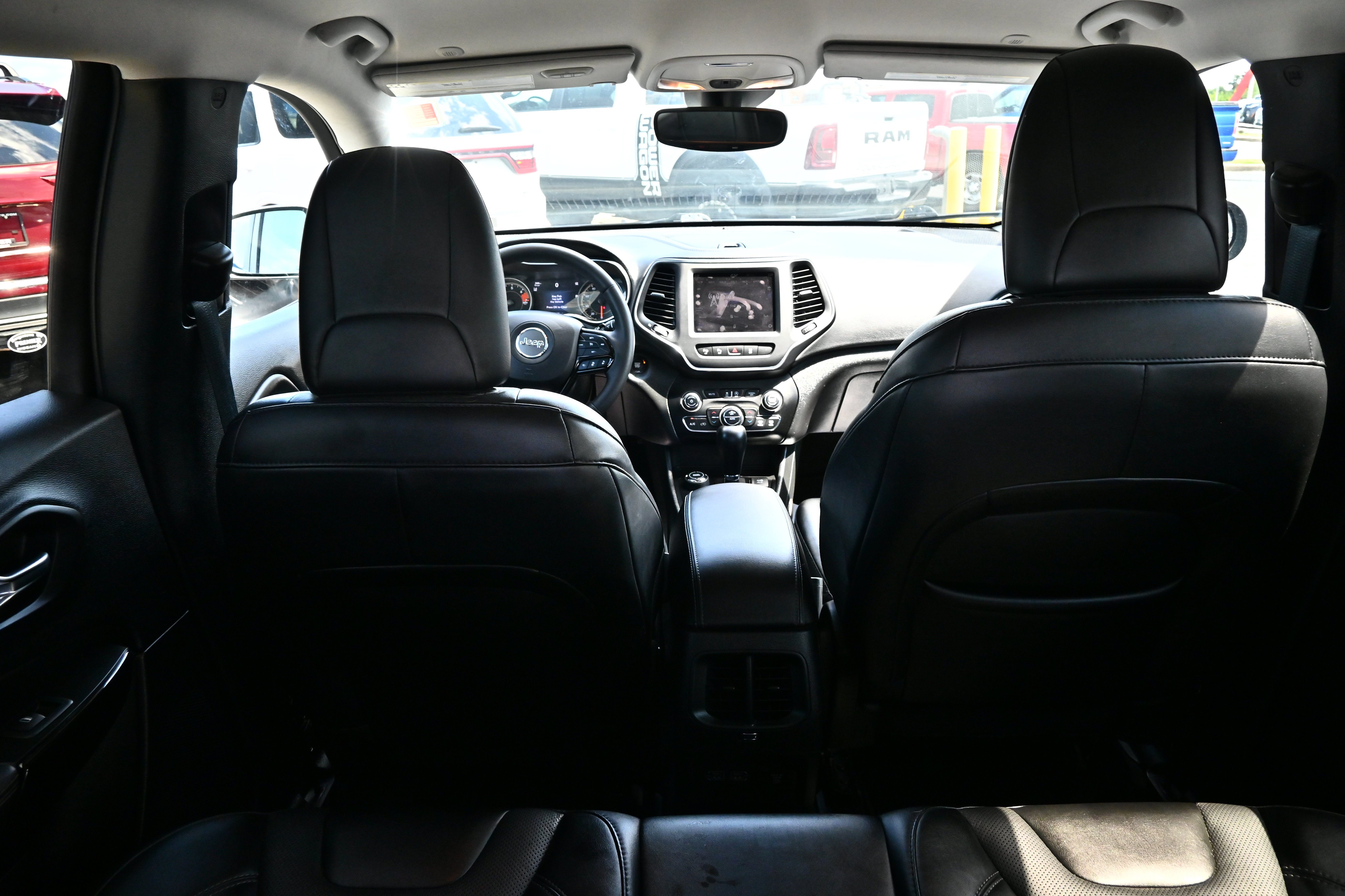 2023 Jeep Cherokee Altitude Lux