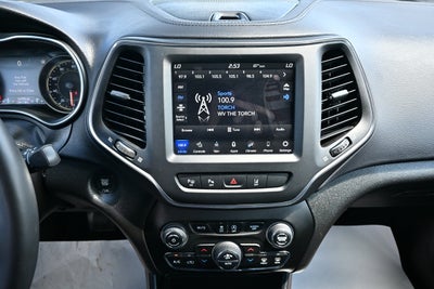 2023 Jeep Cherokee Altitude Lux