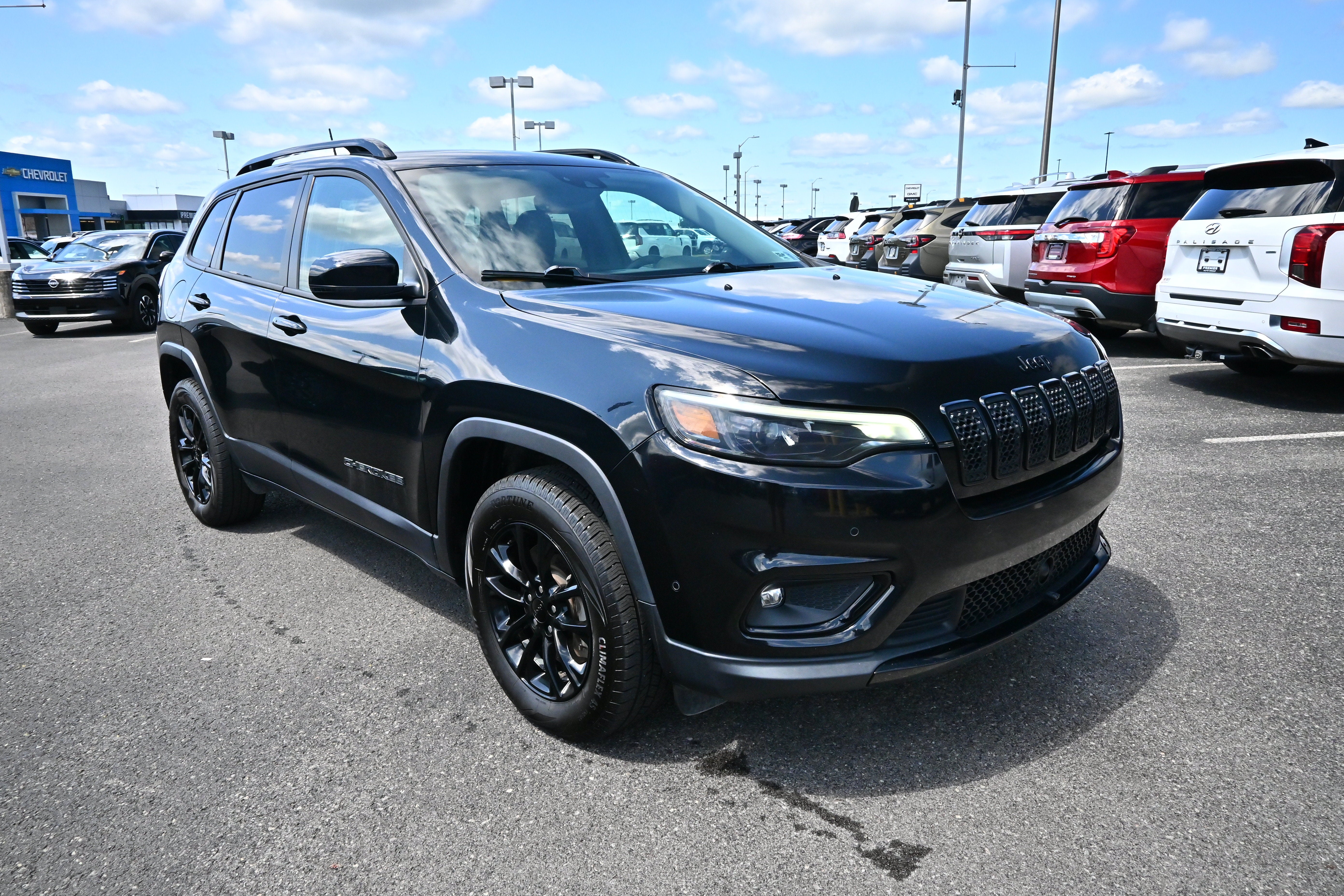 2023 Jeep Cherokee Altitude Lux