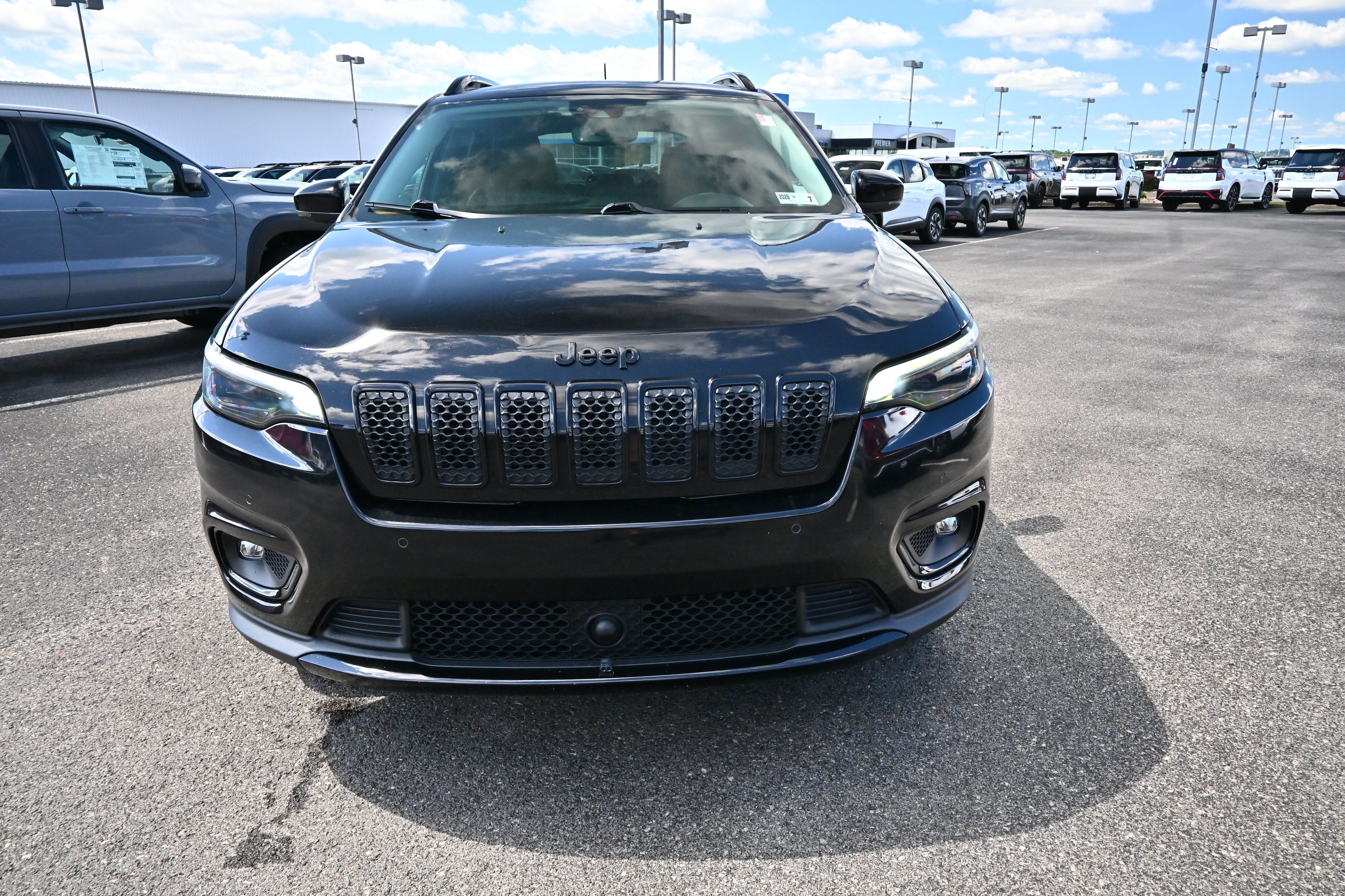 2023 Jeep Cherokee Altitude Lux