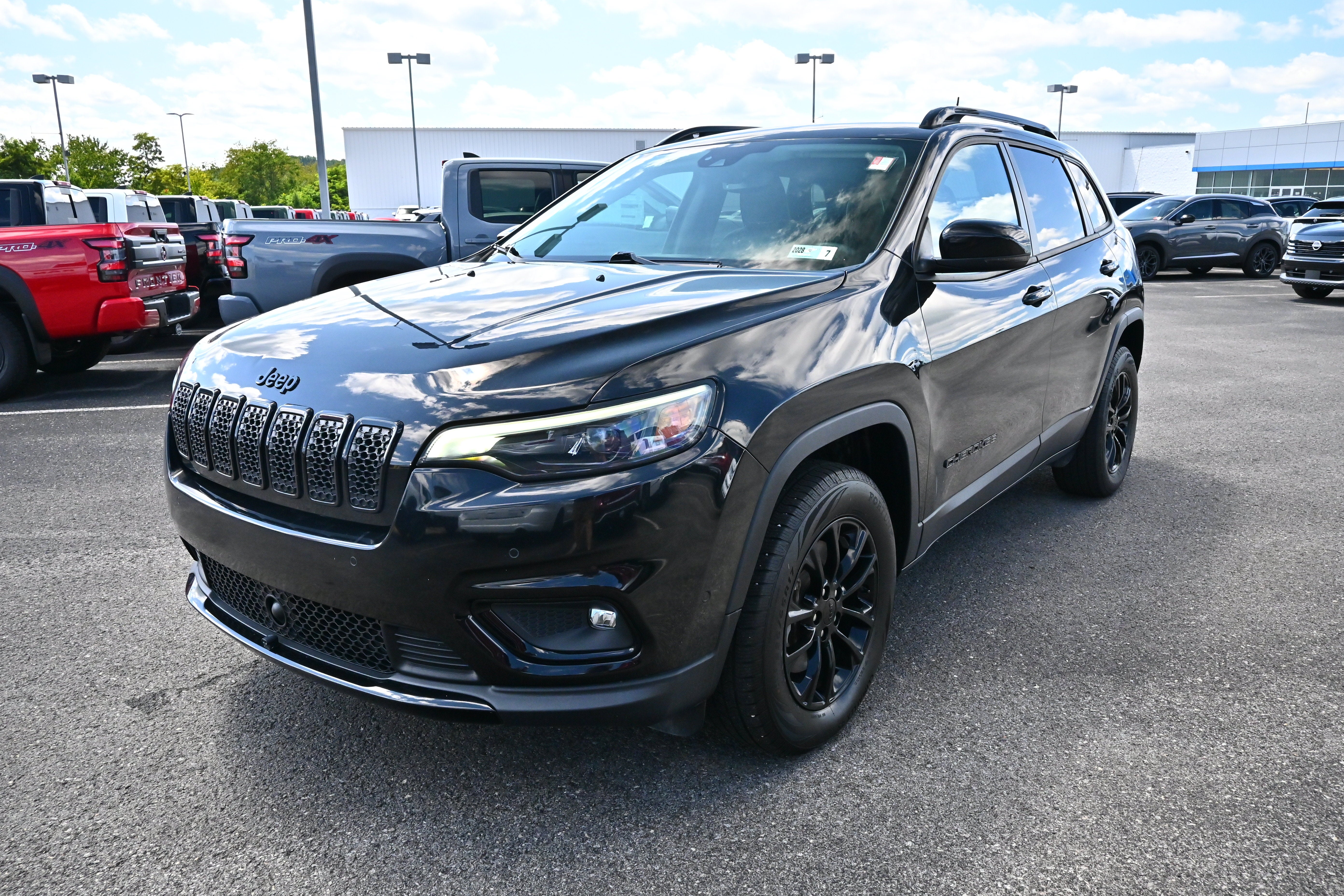 2023 Jeep Cherokee Altitude Lux