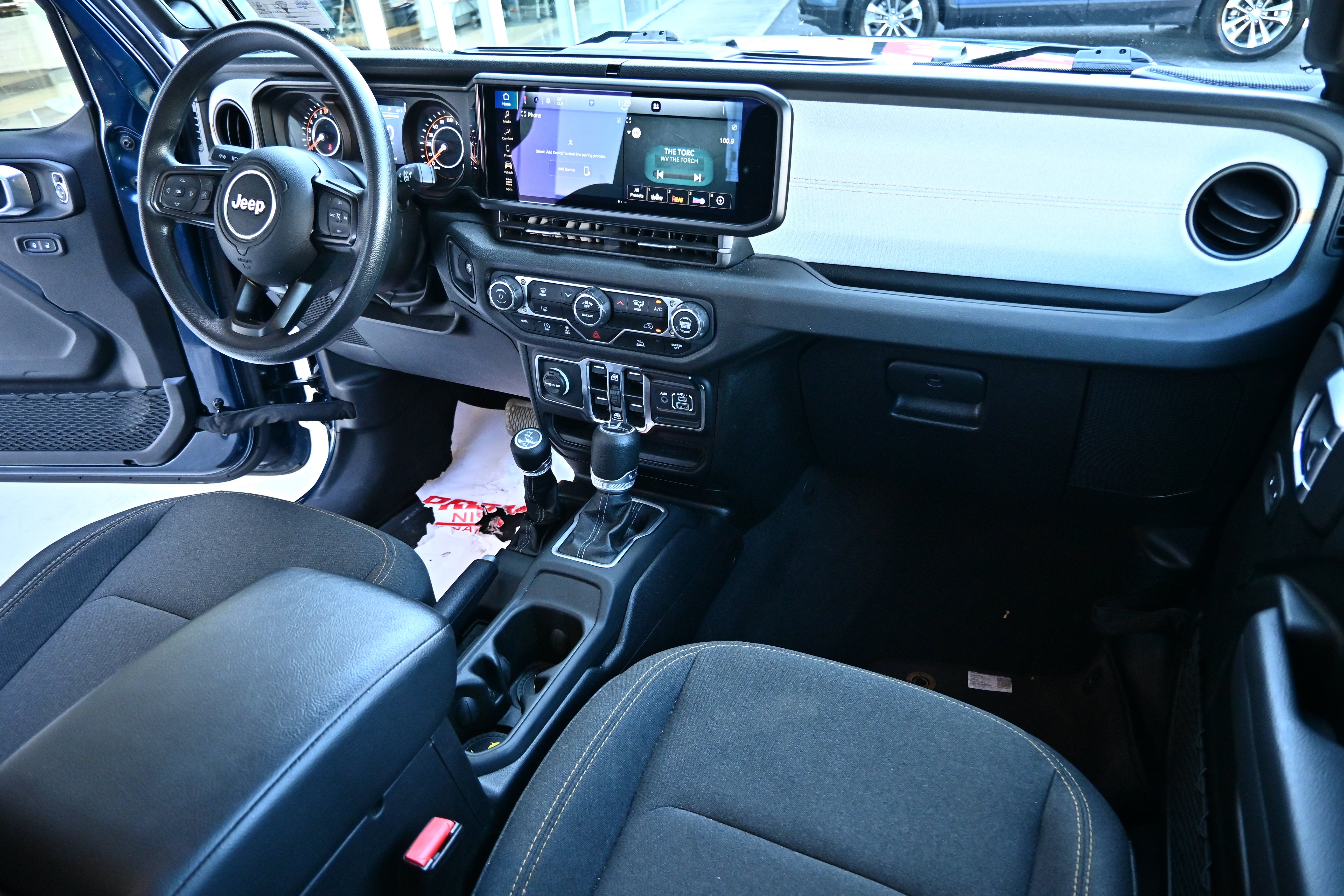 2025 Jeep Gladiator Nighthawk
