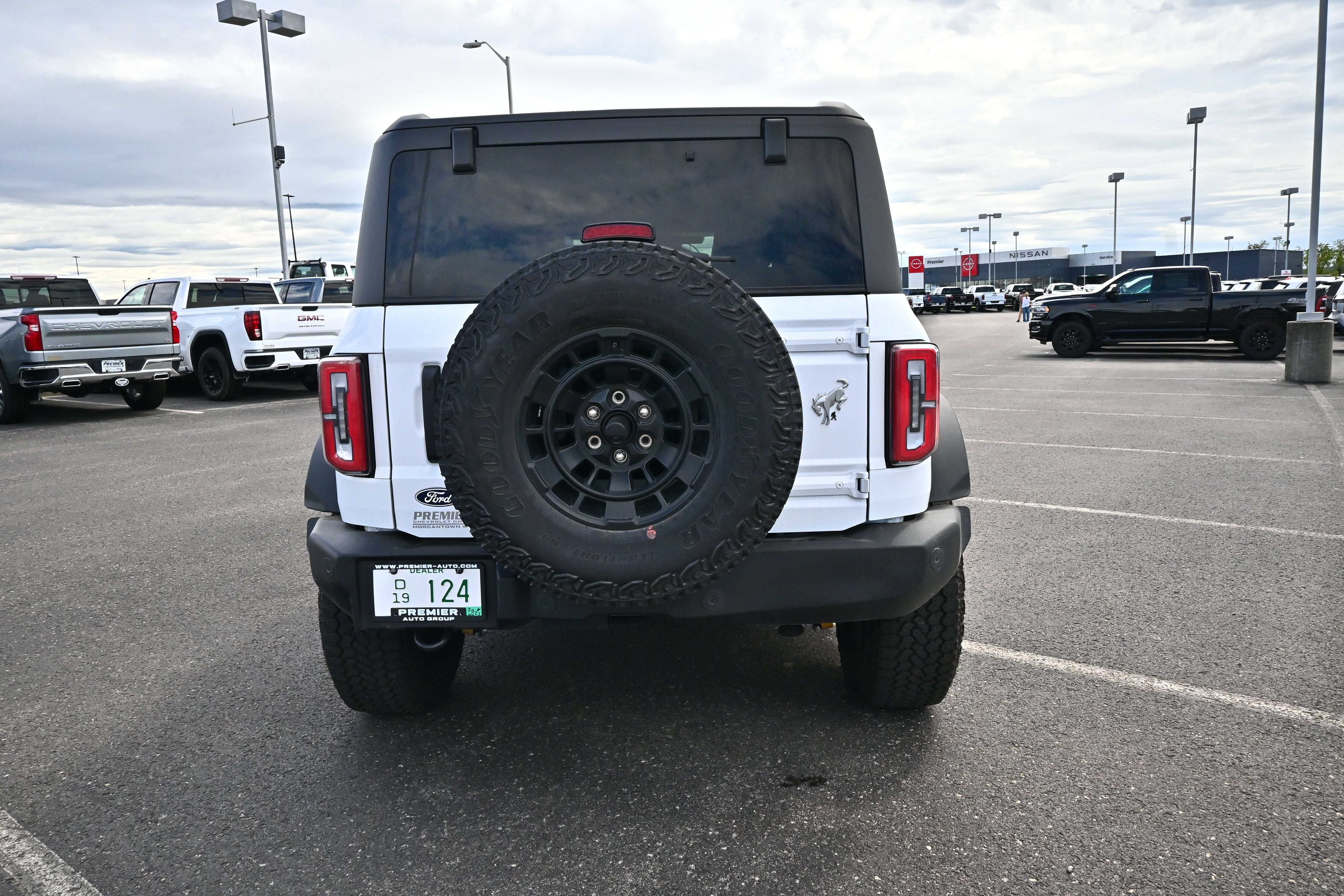 2026 Ford Bronco Outer Banks