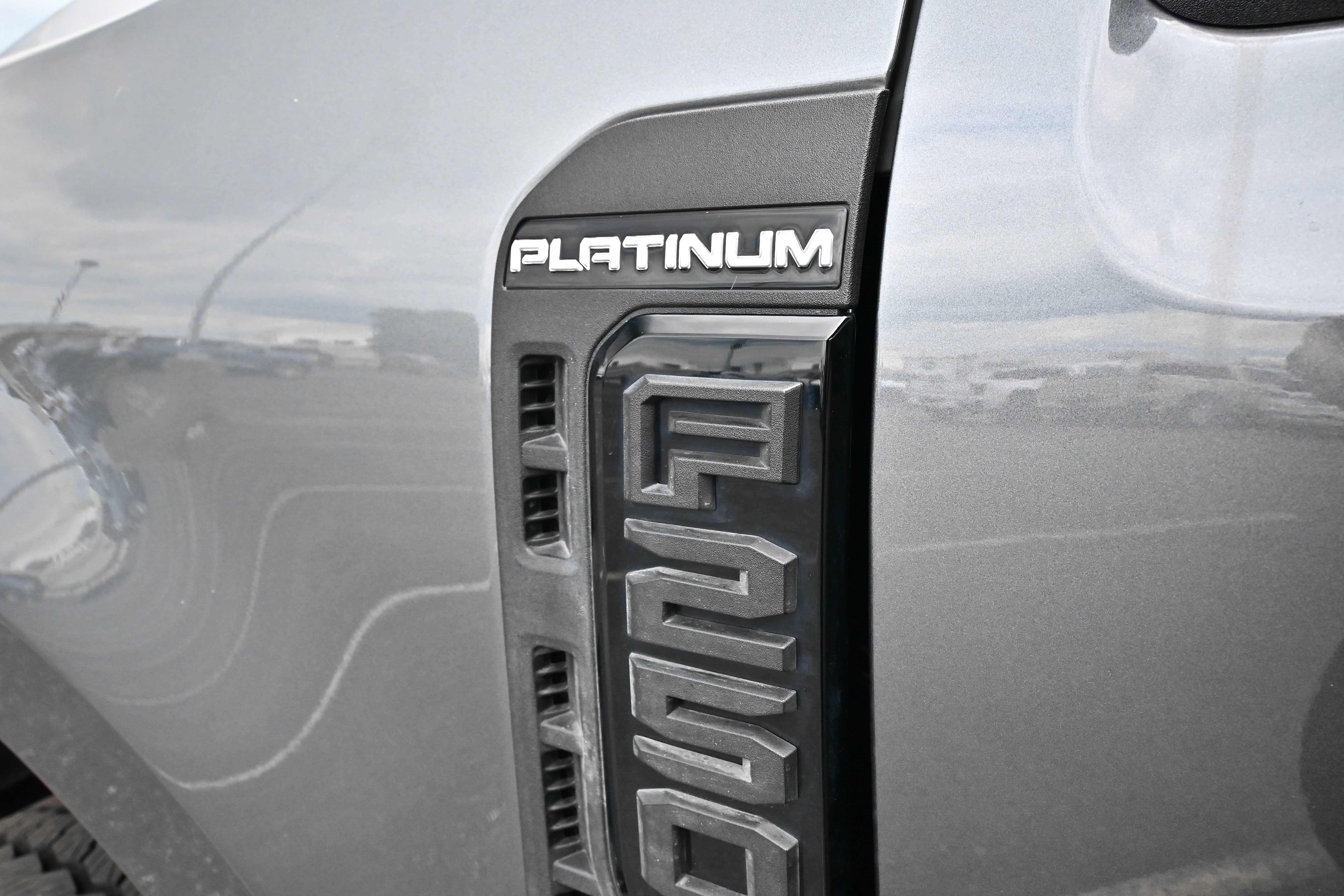 2026 Ford Super Duty F-250 SRW Platinum