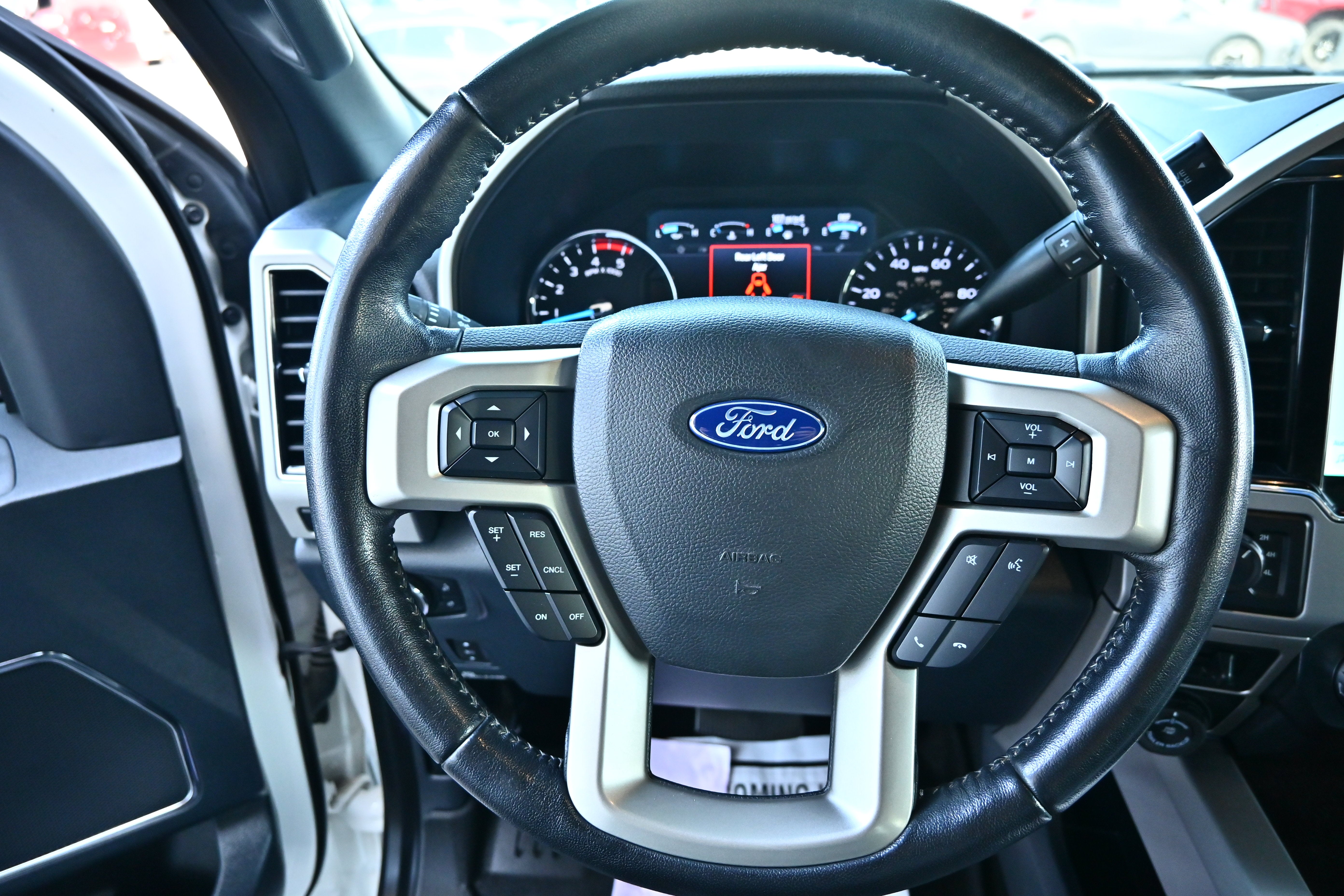 2022 Ford Super Duty F-250 SRW LARIAT