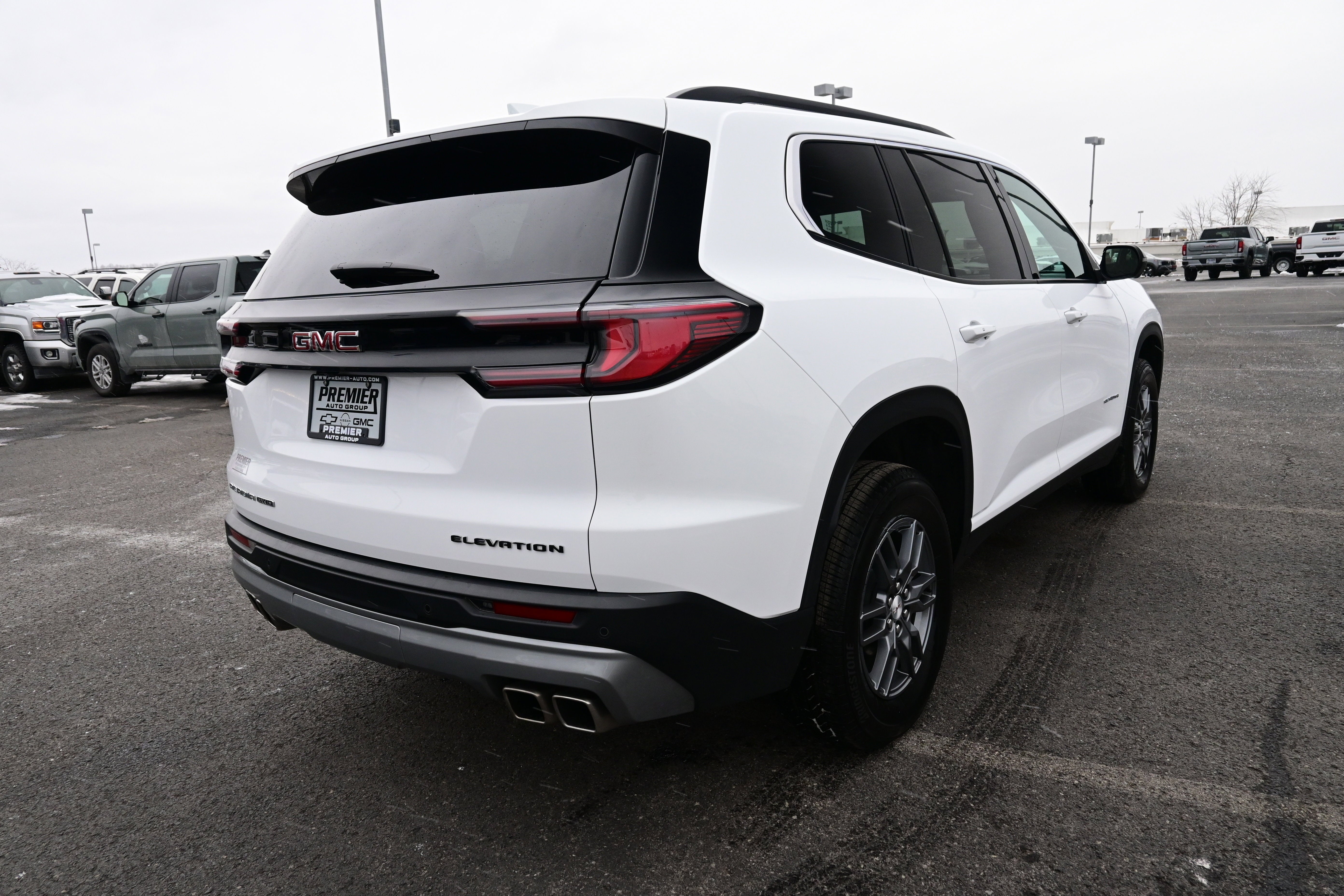 2025 GMC Acadia AWD Elevation