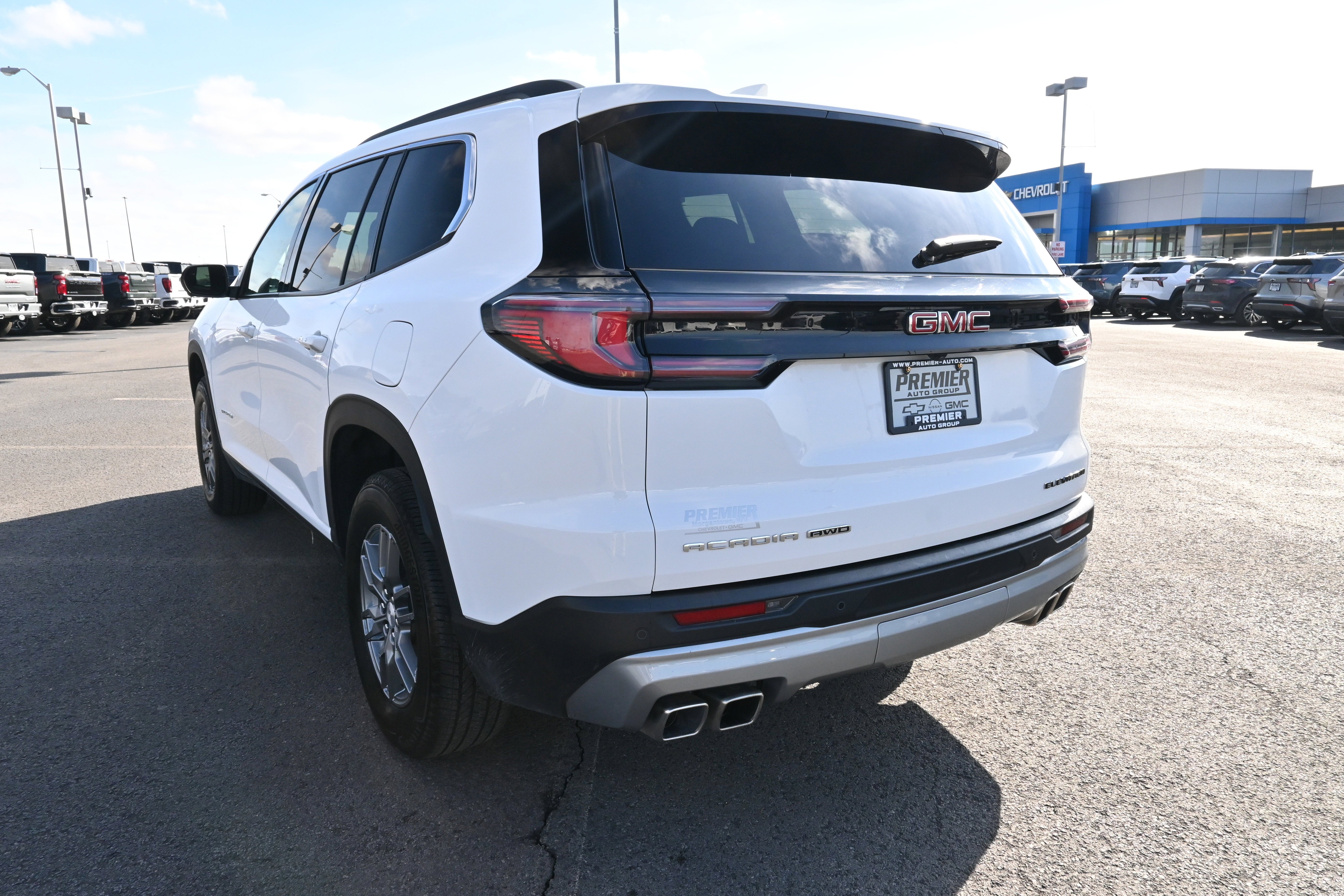 2025 GMC Acadia AWD Elevation