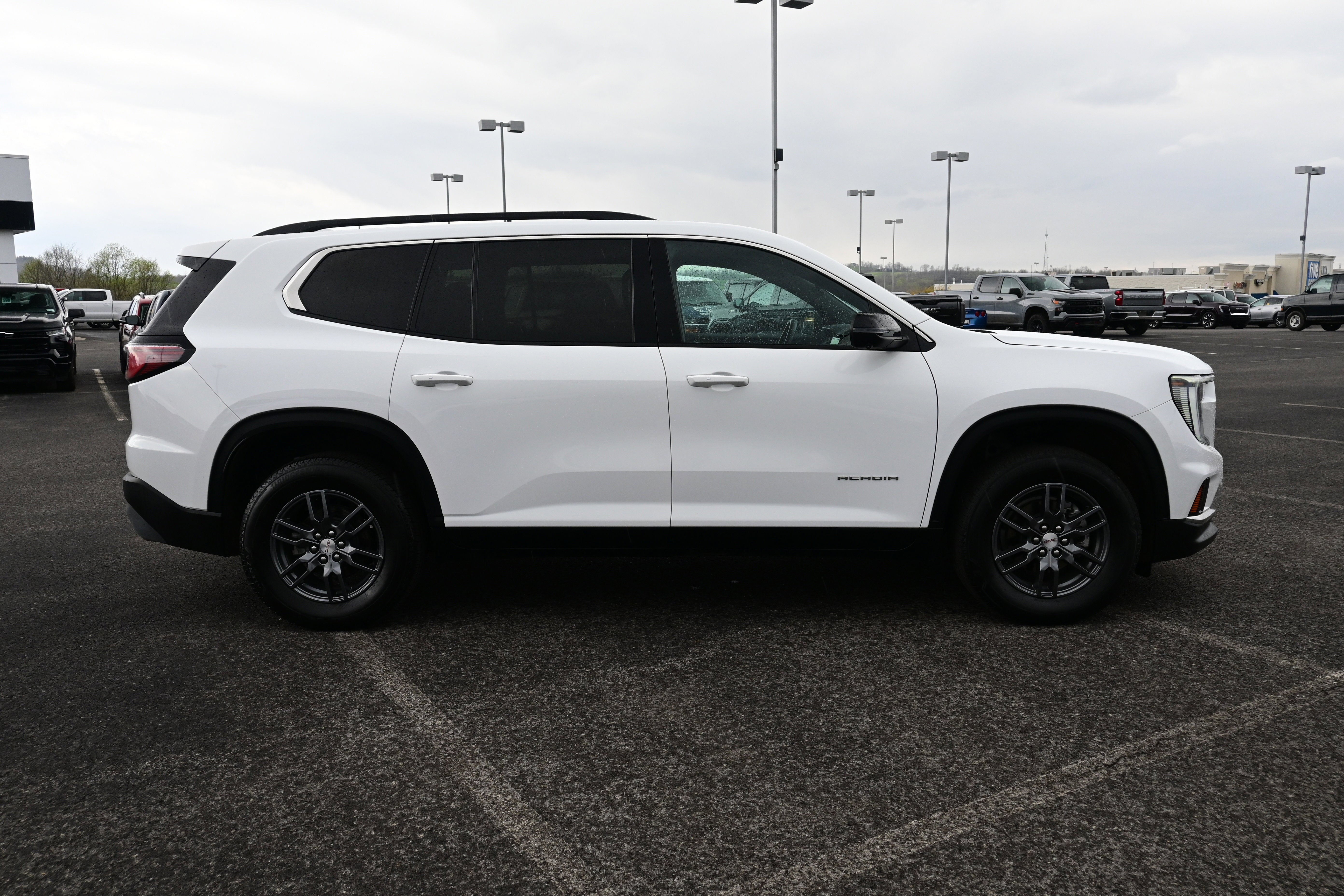 2025 GMC Acadia AWD Elevation