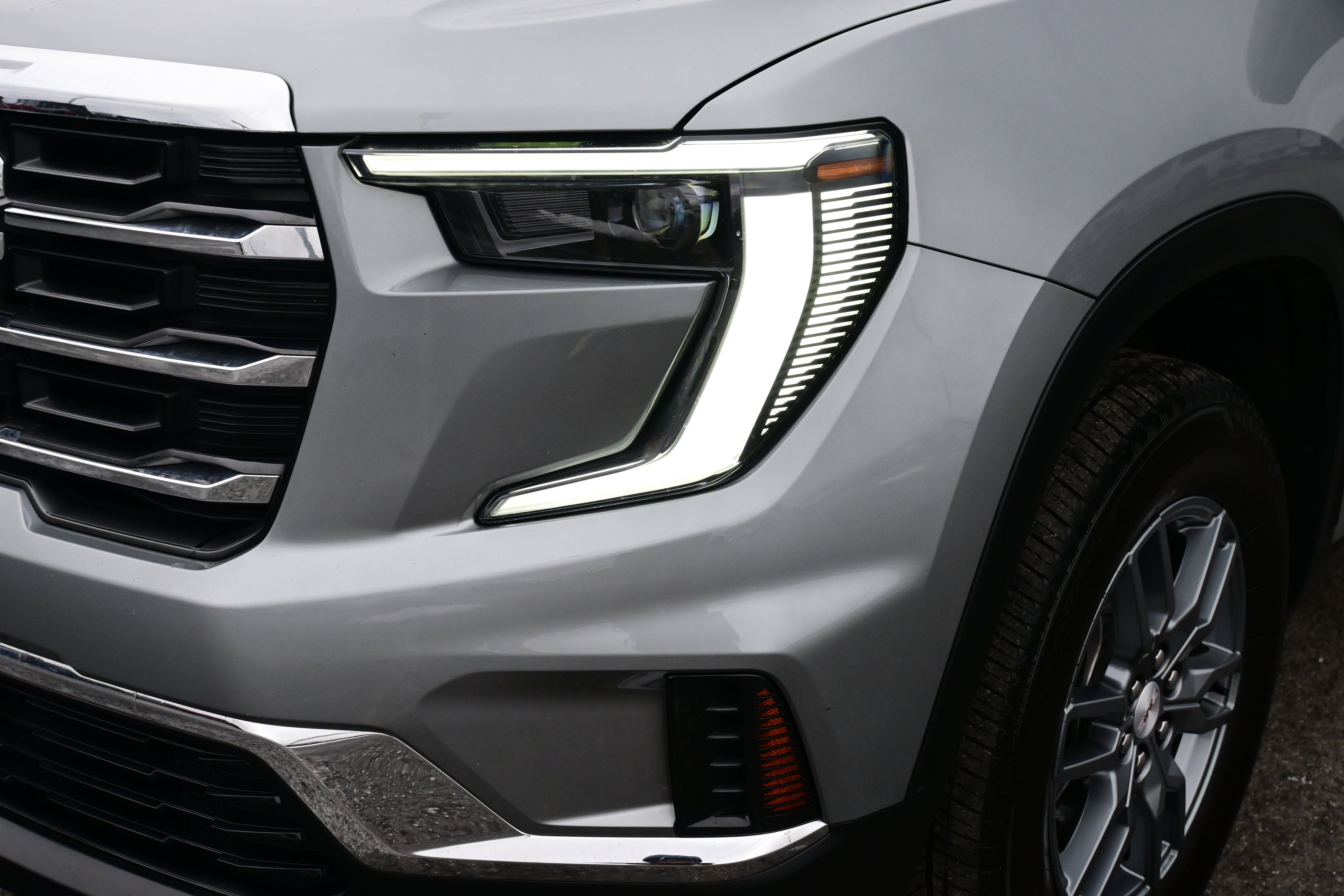 2025 GMC Acadia AWD Elevation