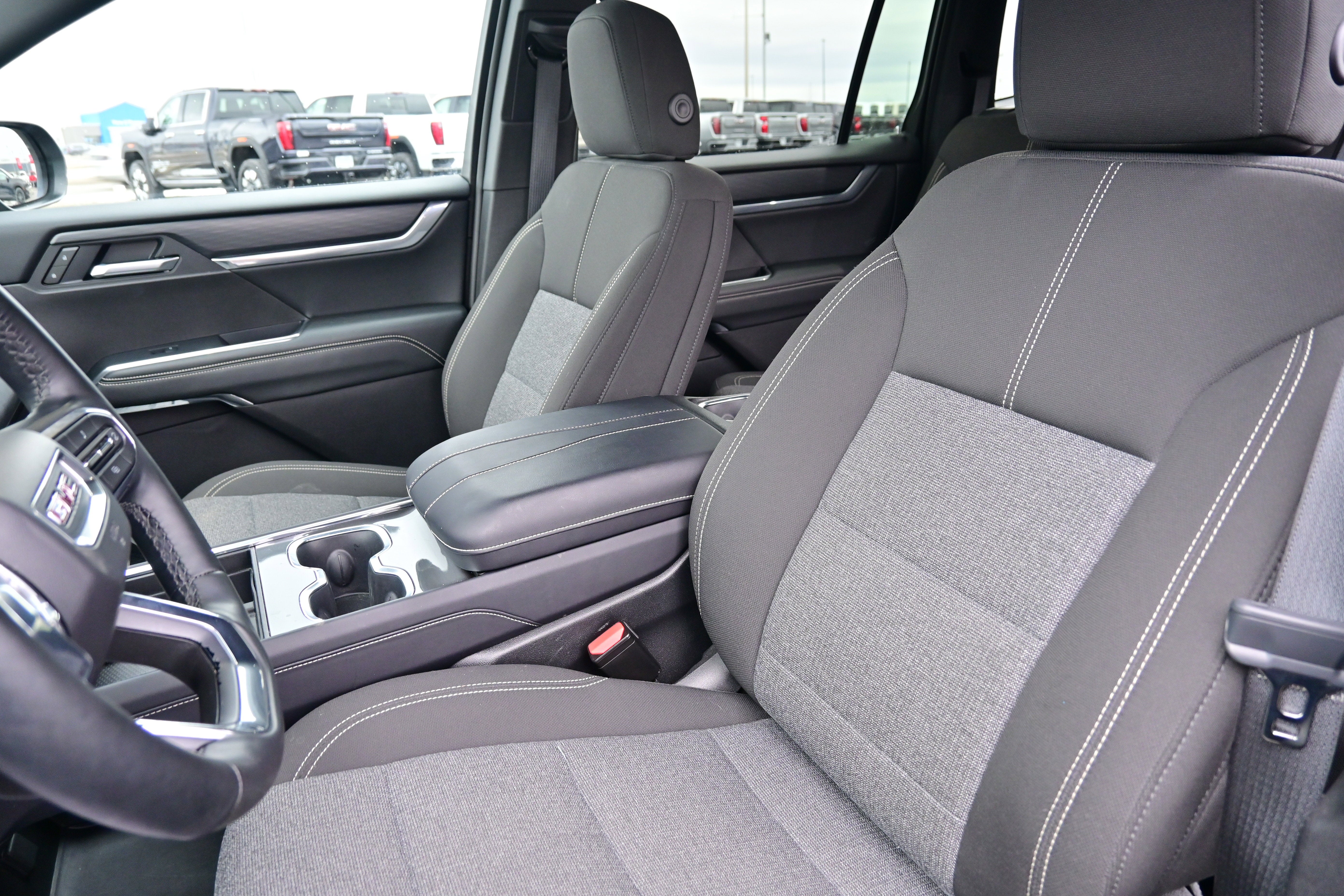 2025 GMC Acadia AWD Elevation