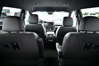 2025 GMC Acadia AWD Denali
