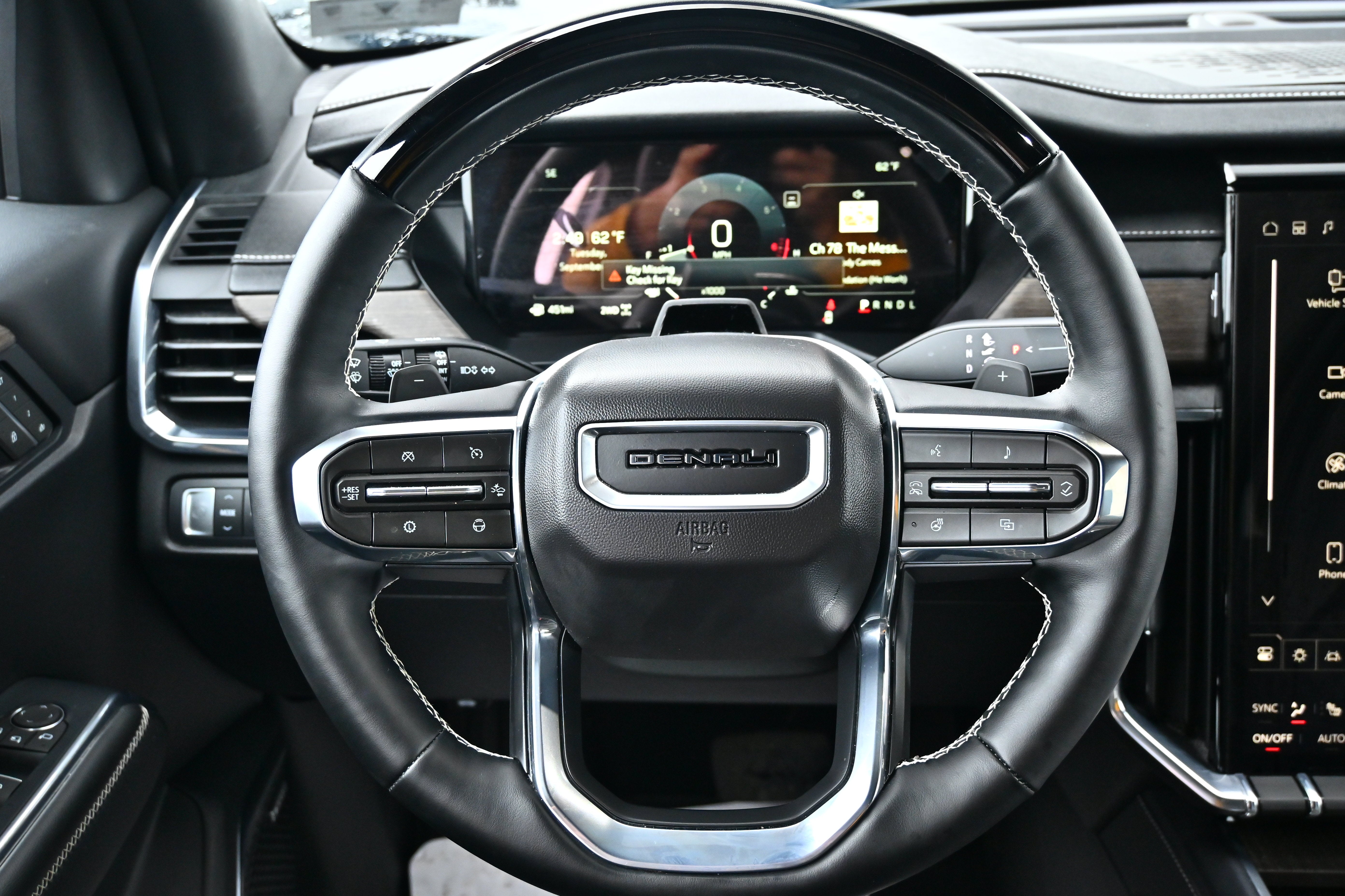 2025 GMC Acadia AWD Denali