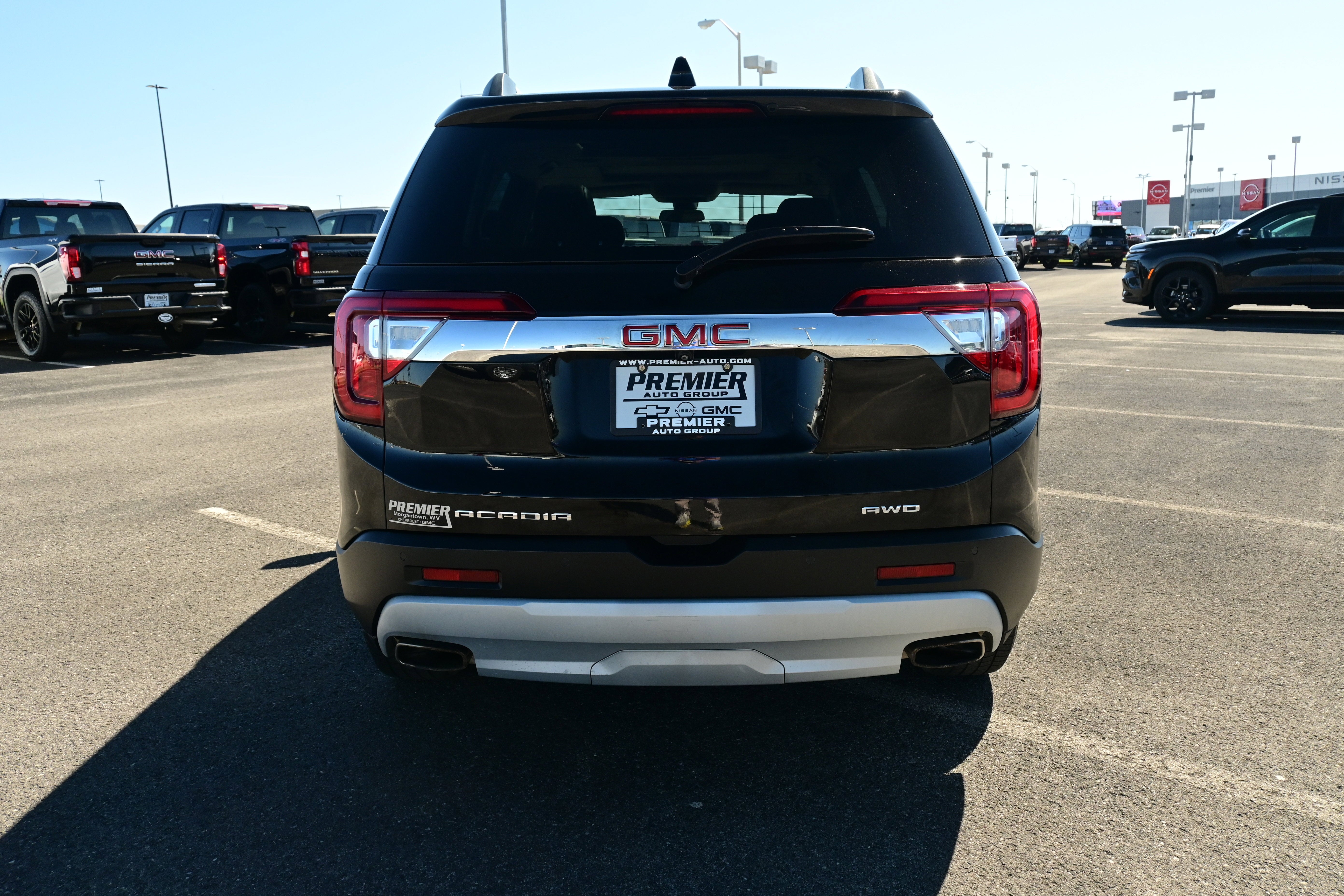 2022 GMC Acadia SLT