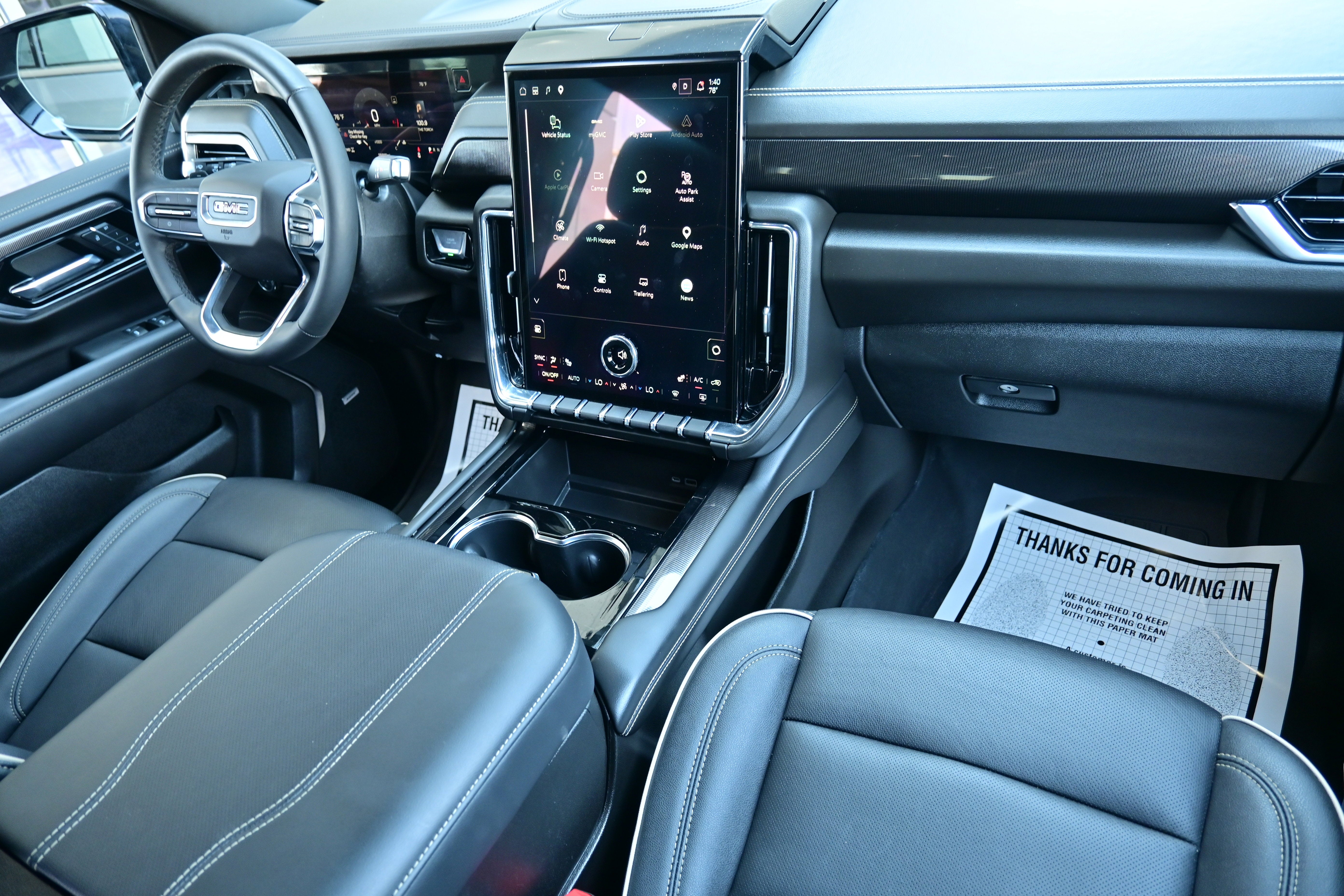 2025 GMC Yukon Elevation