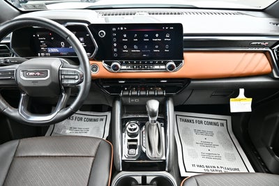 2025 GMC Canyon 4WD AT4