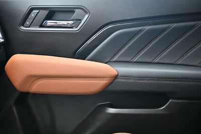2025 GMC Canyon 4WD AT4