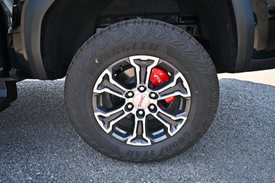 2024 GMC Canyon 4WD AT4