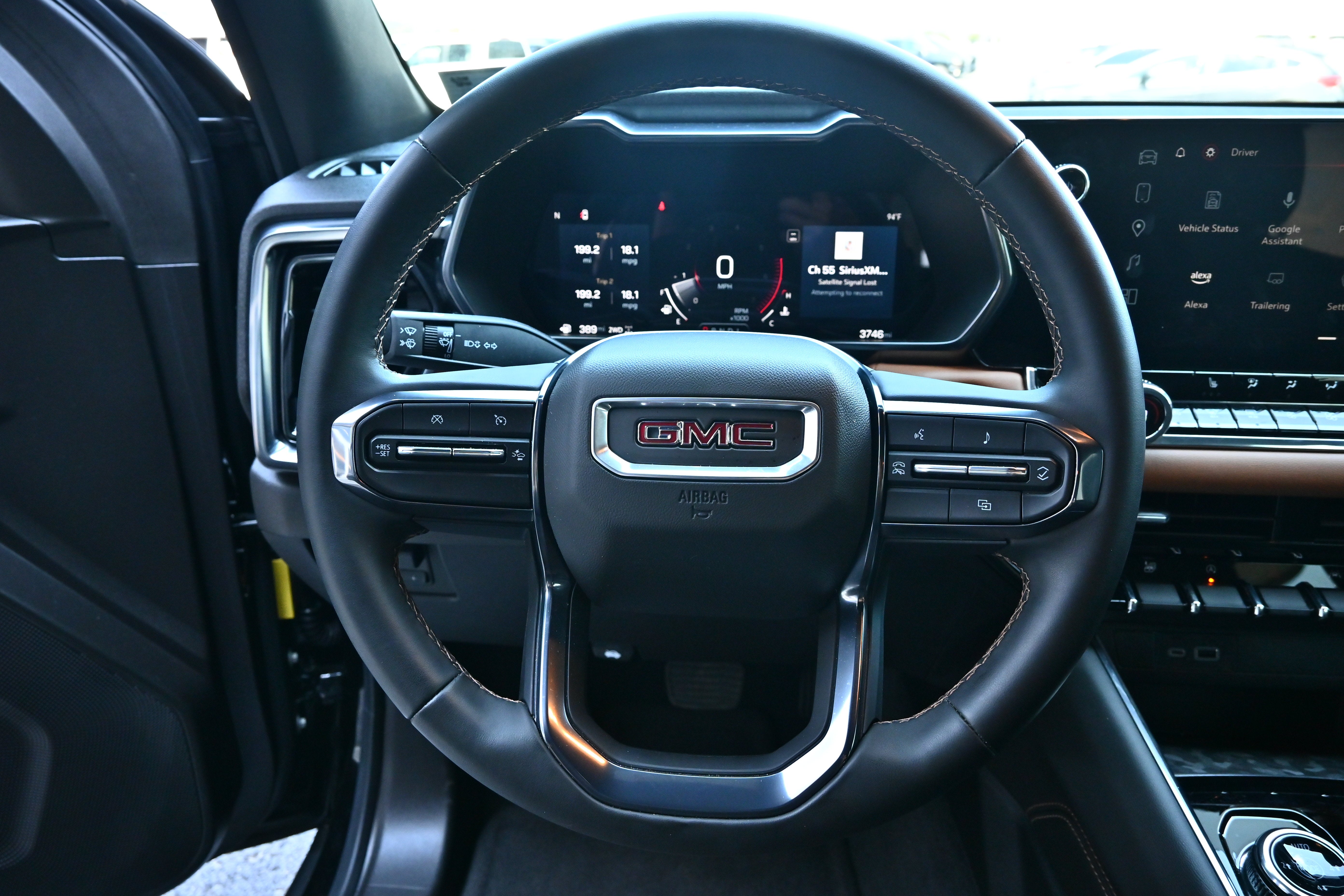 2024 GMC Canyon 4WD AT4