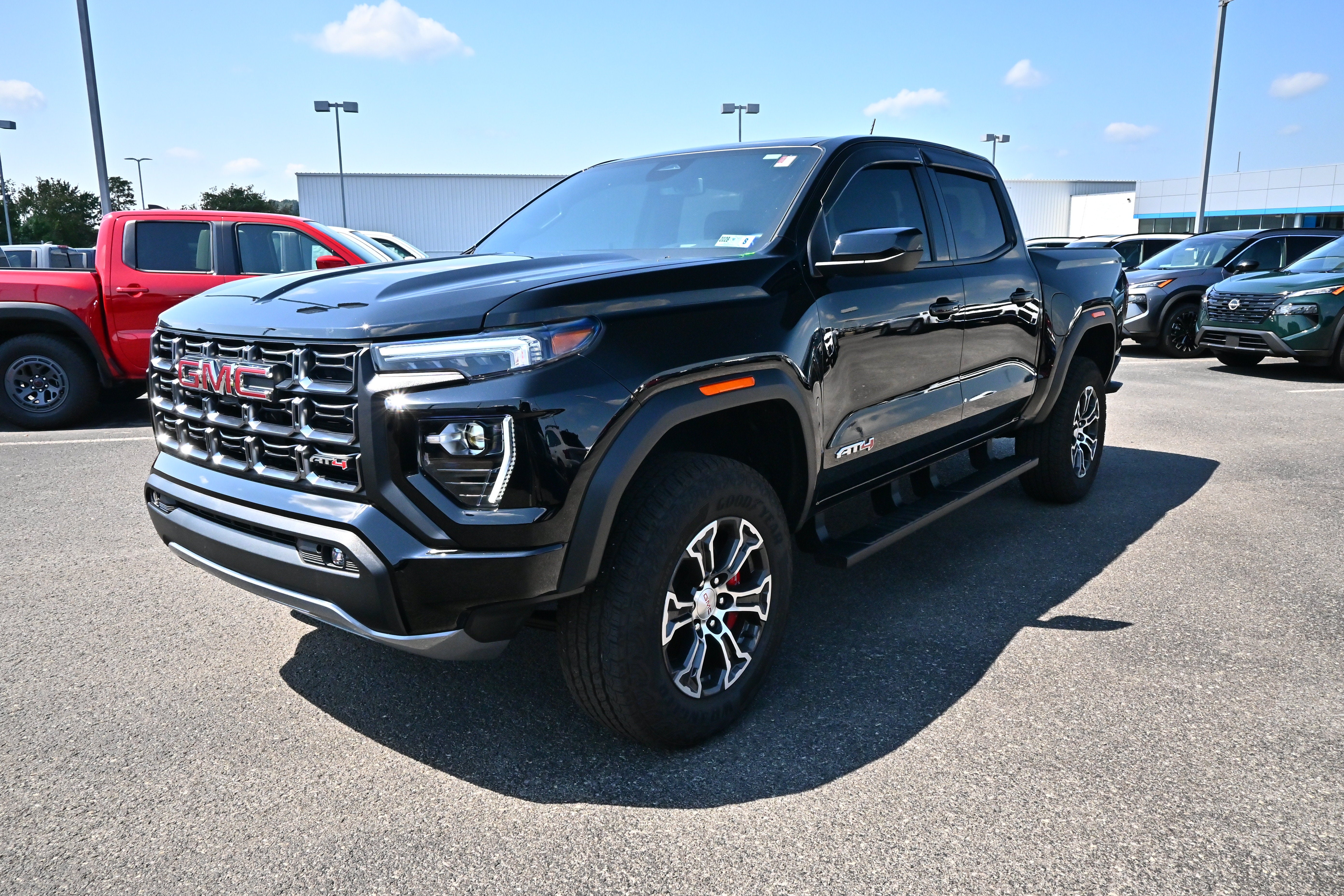 2024 GMC Canyon 4WD AT4