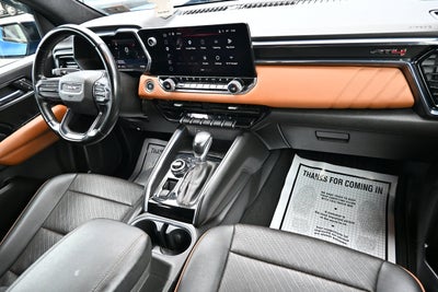 2023 GMC Canyon 4WD AT4
