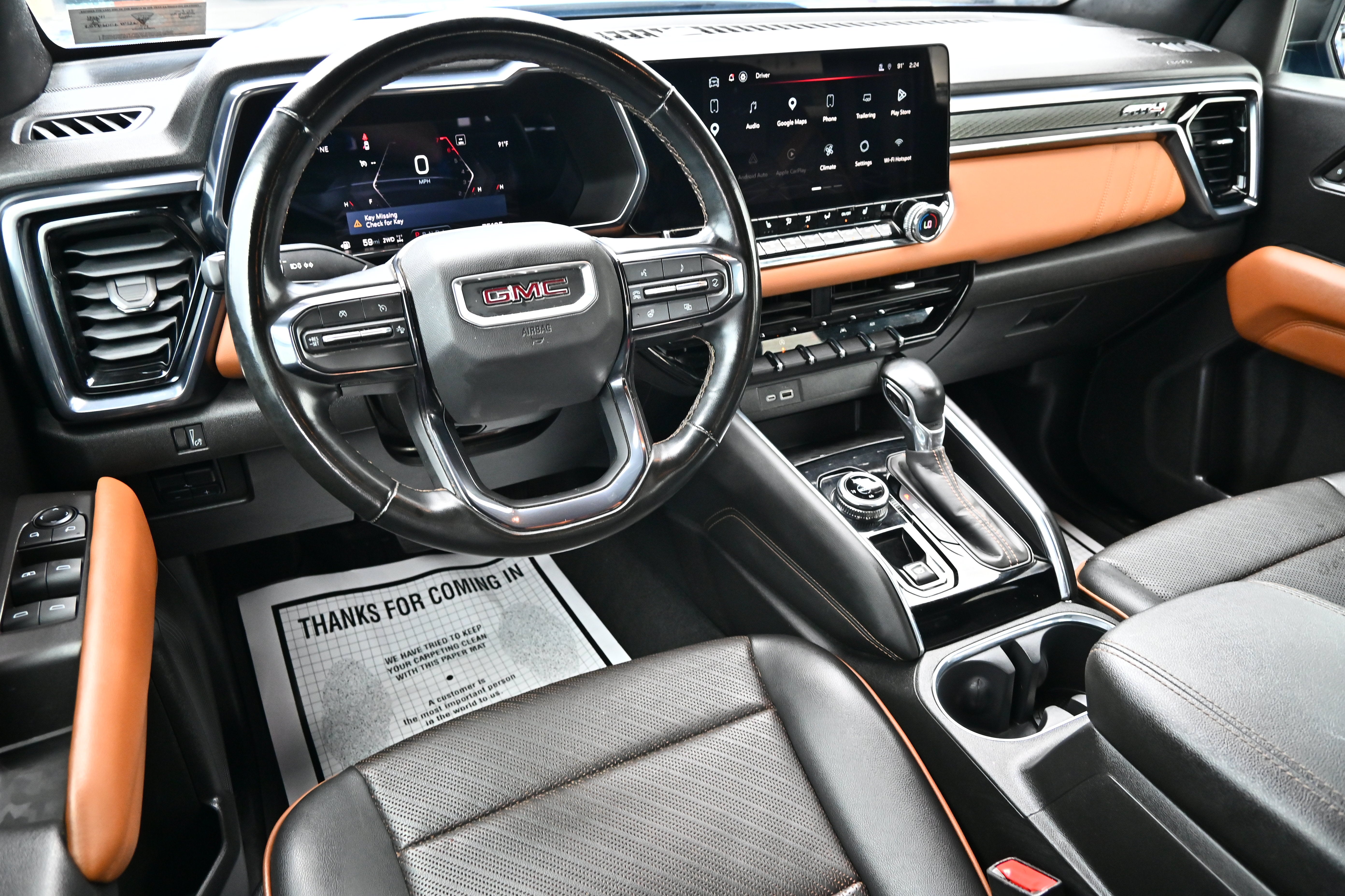 2023 GMC Canyon 4WD AT4