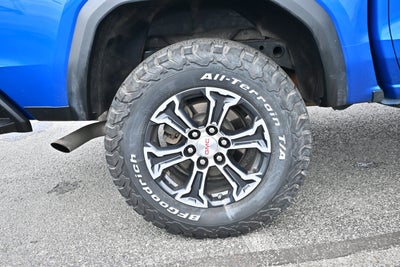 2023 GMC Canyon 4WD AT4