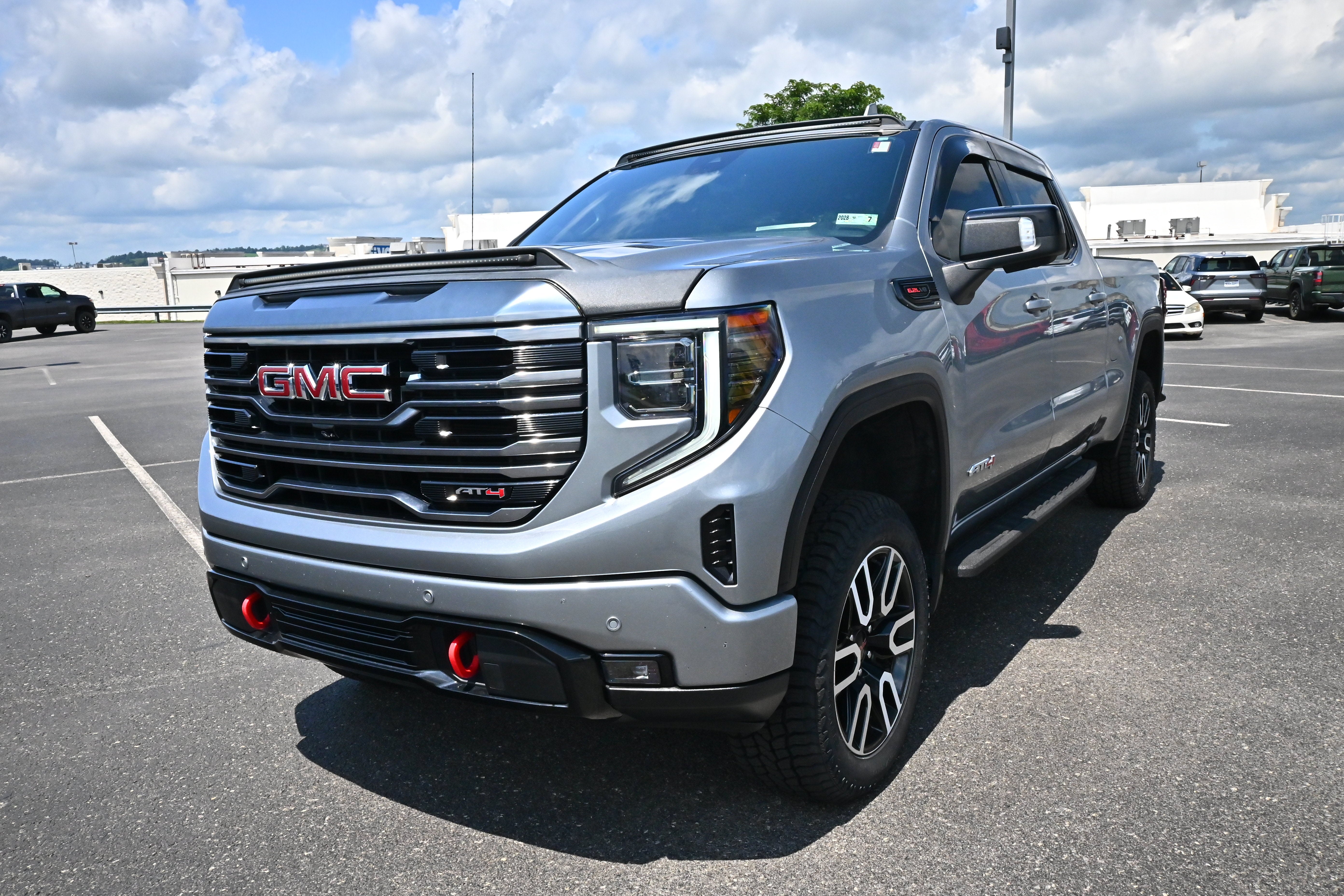 2024 GMC Sierra 1500 AT4