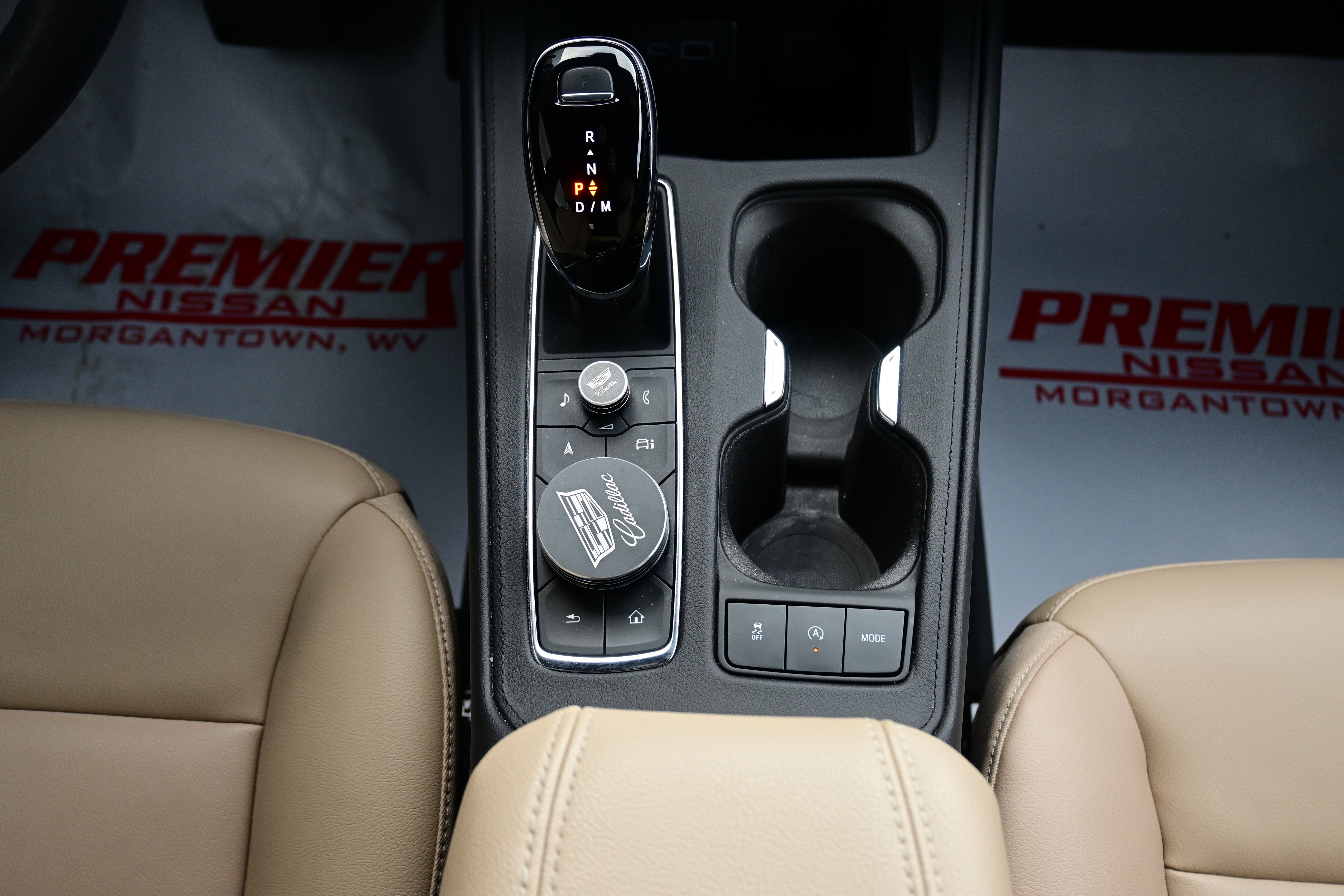 2024 Cadillac XT4 AWD Luxury