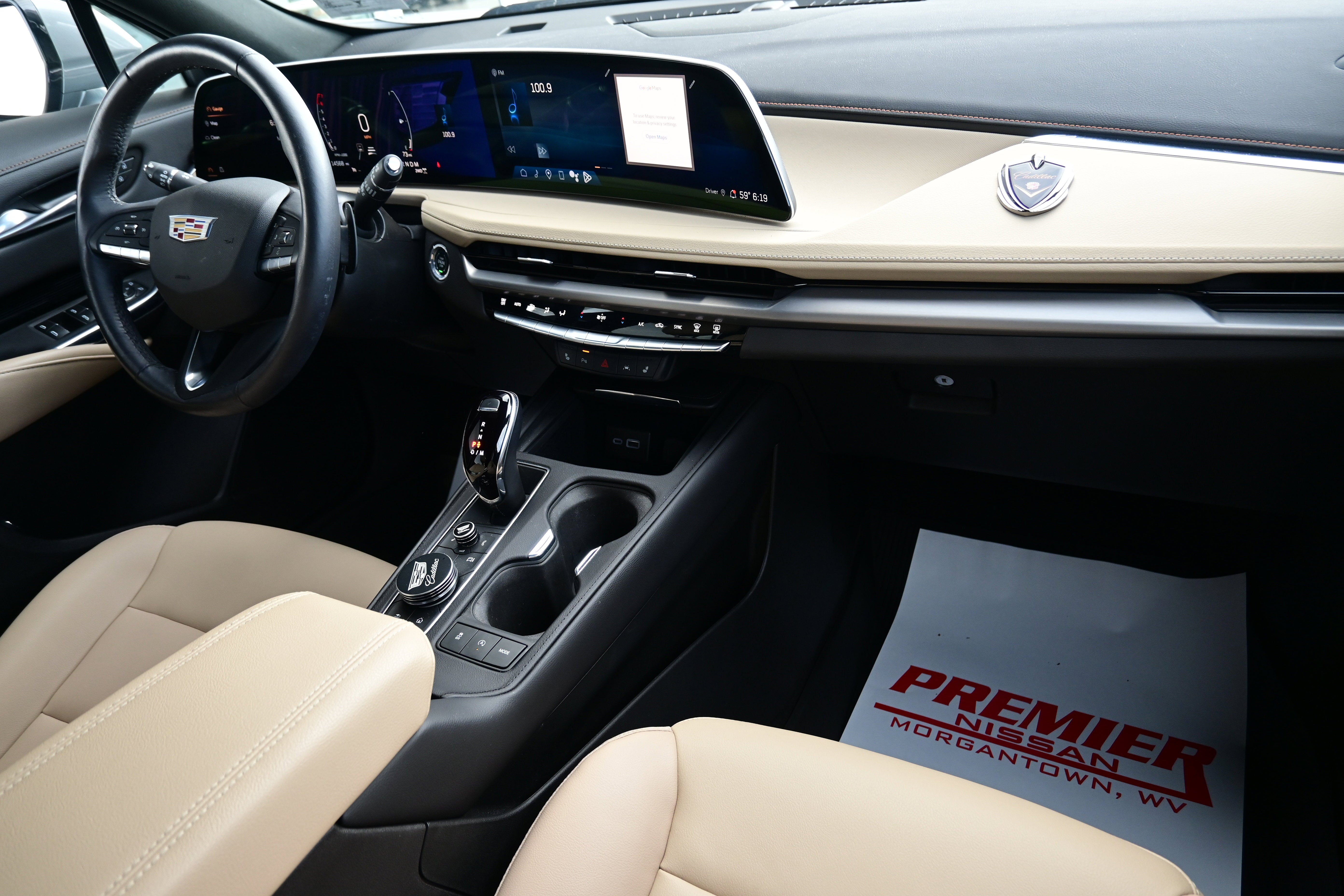 2024 Cadillac XT4 AWD Luxury