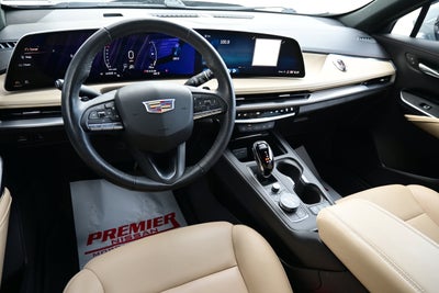 2024 Cadillac XT4 AWD Luxury