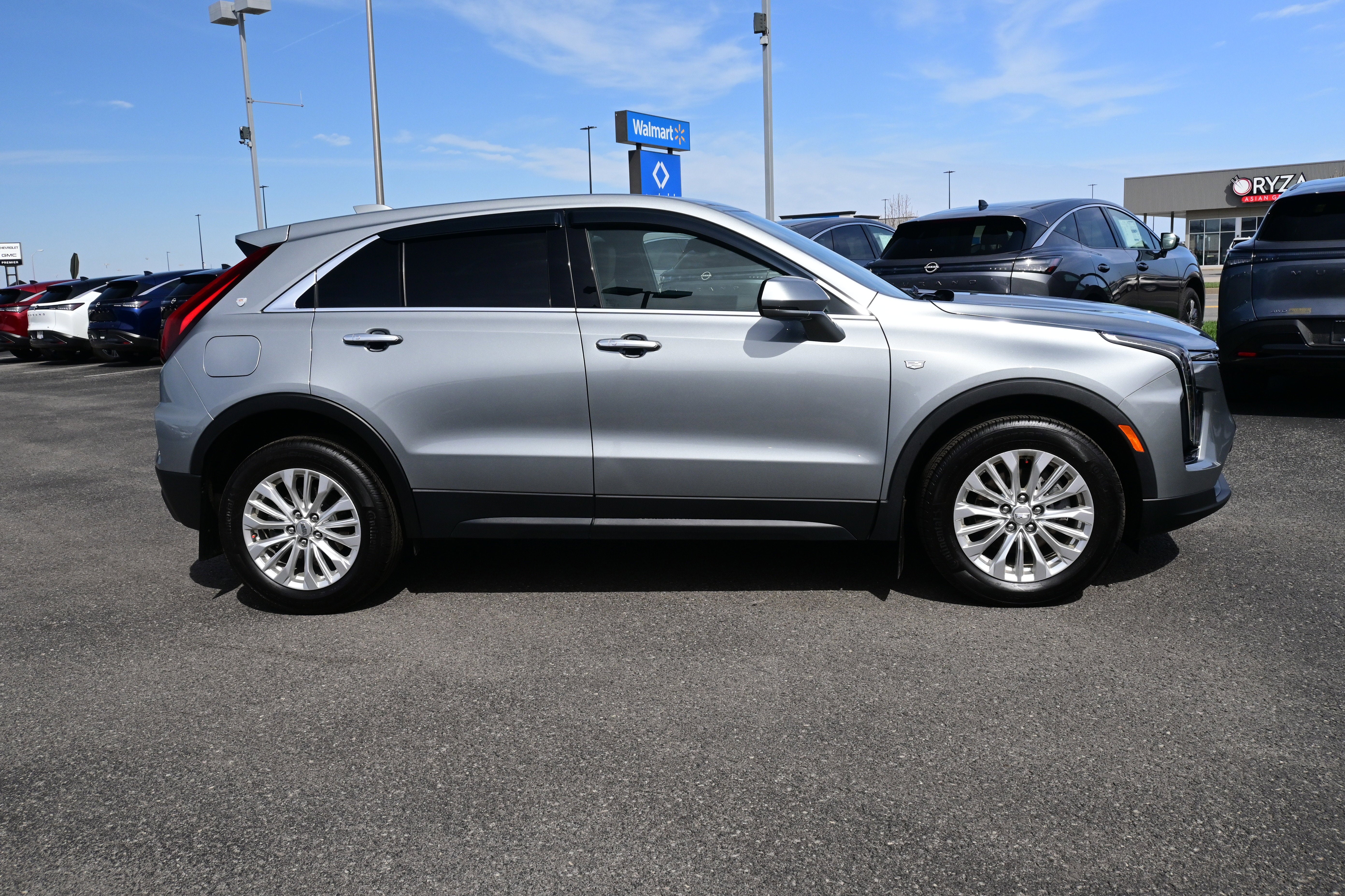 2024 Cadillac XT4 AWD Luxury