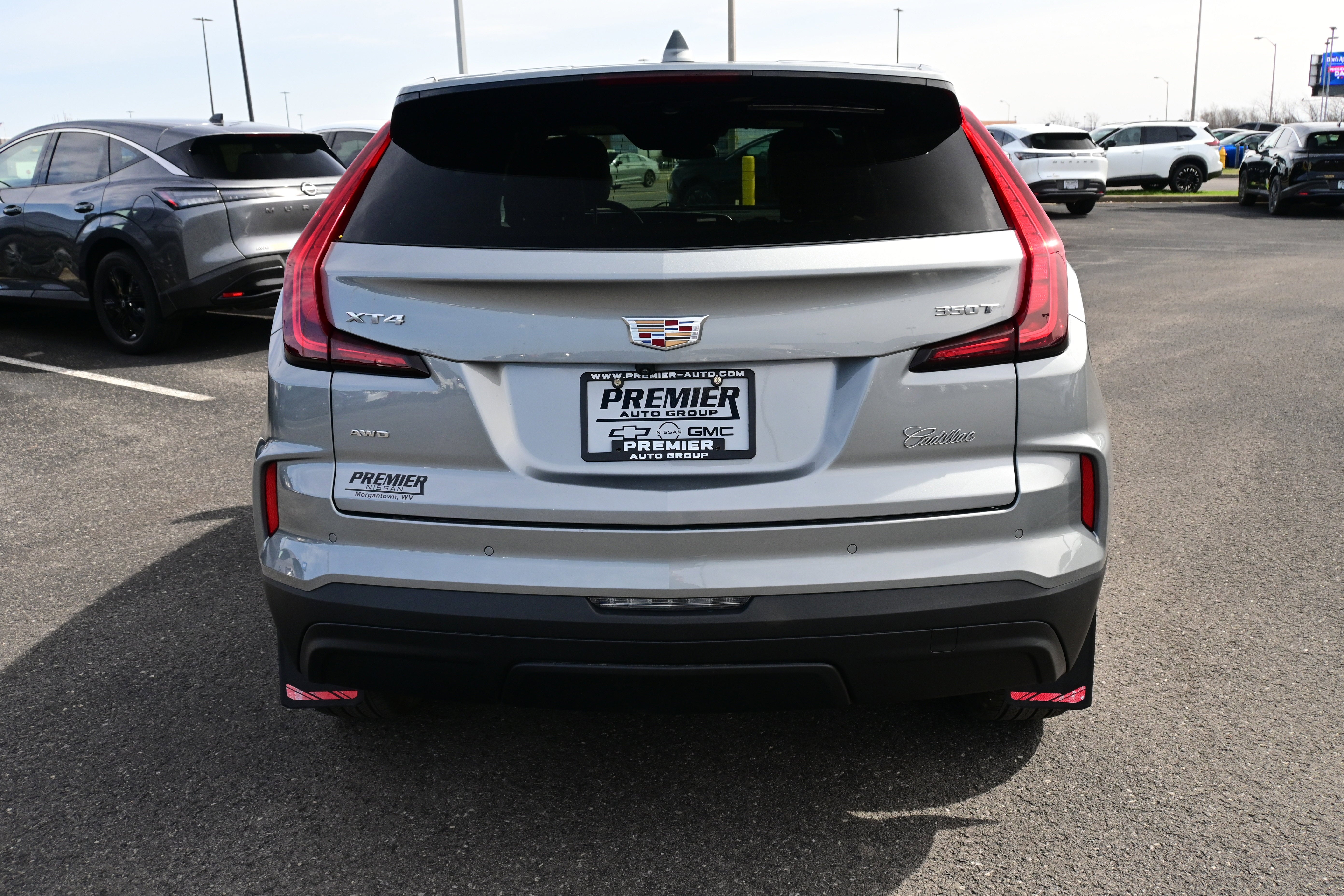2024 Cadillac XT4 AWD Luxury