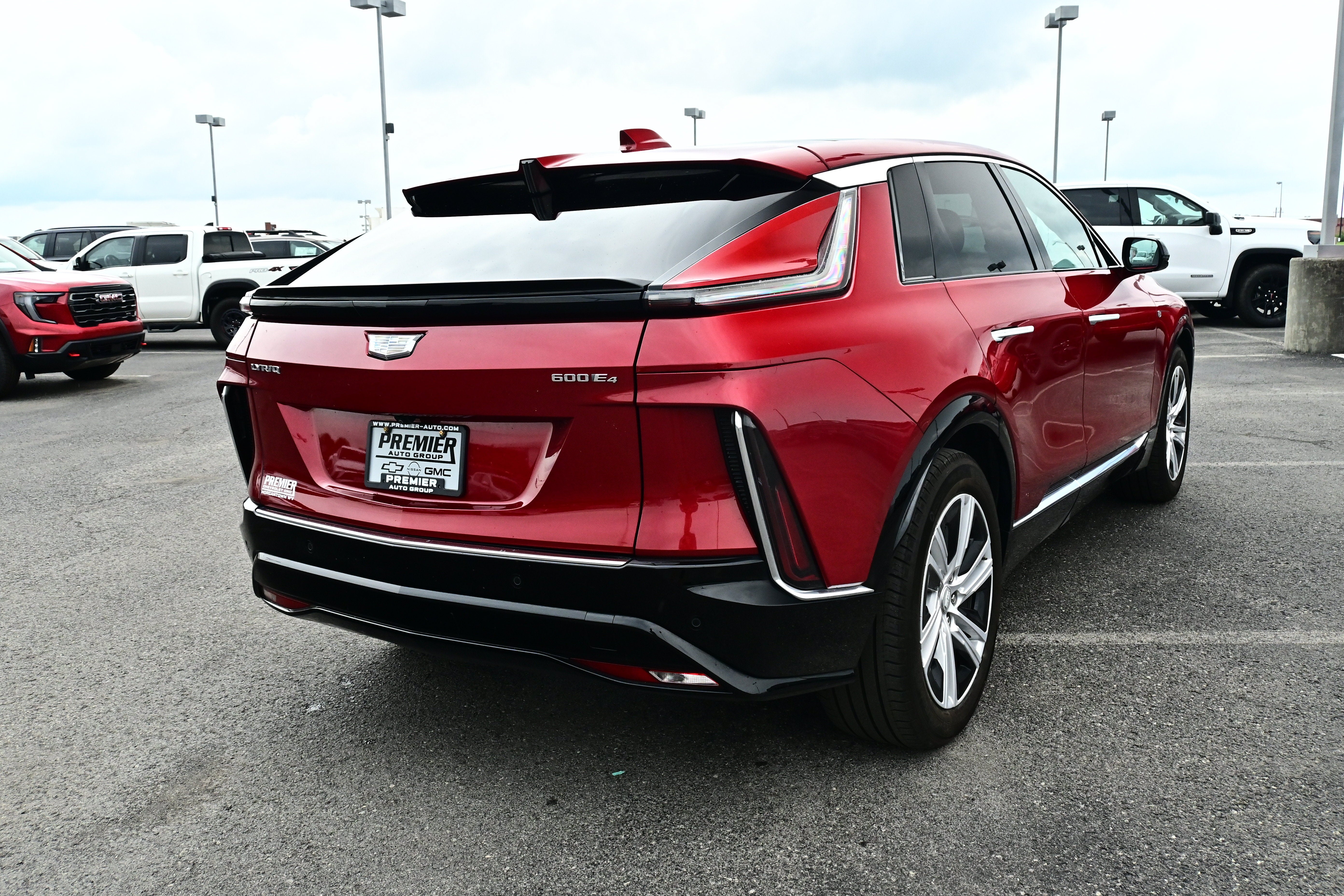2024 Cadillac LYRIQ Tech