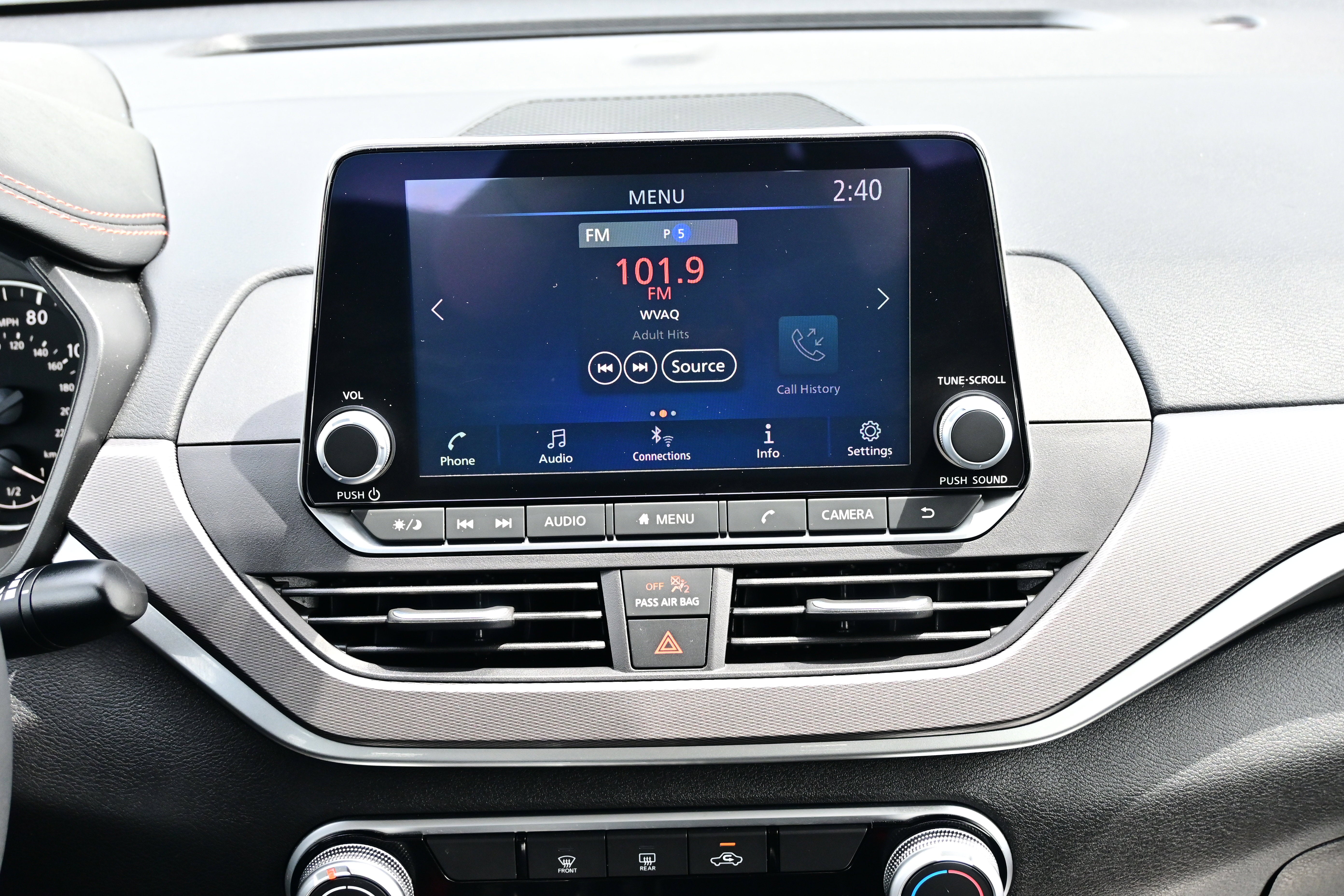2025 Nissan Altima SR