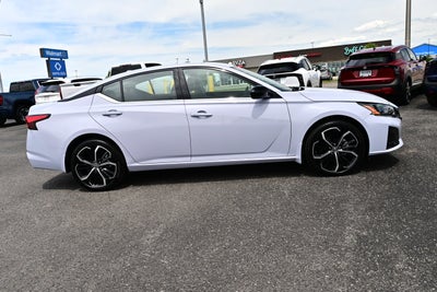 2025 Nissan Altima SR