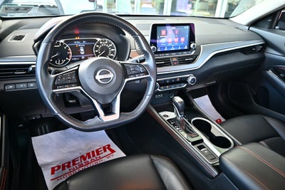 2023 Nissan Altima SR