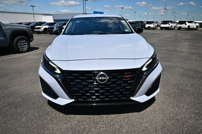 2023 Nissan Altima SR