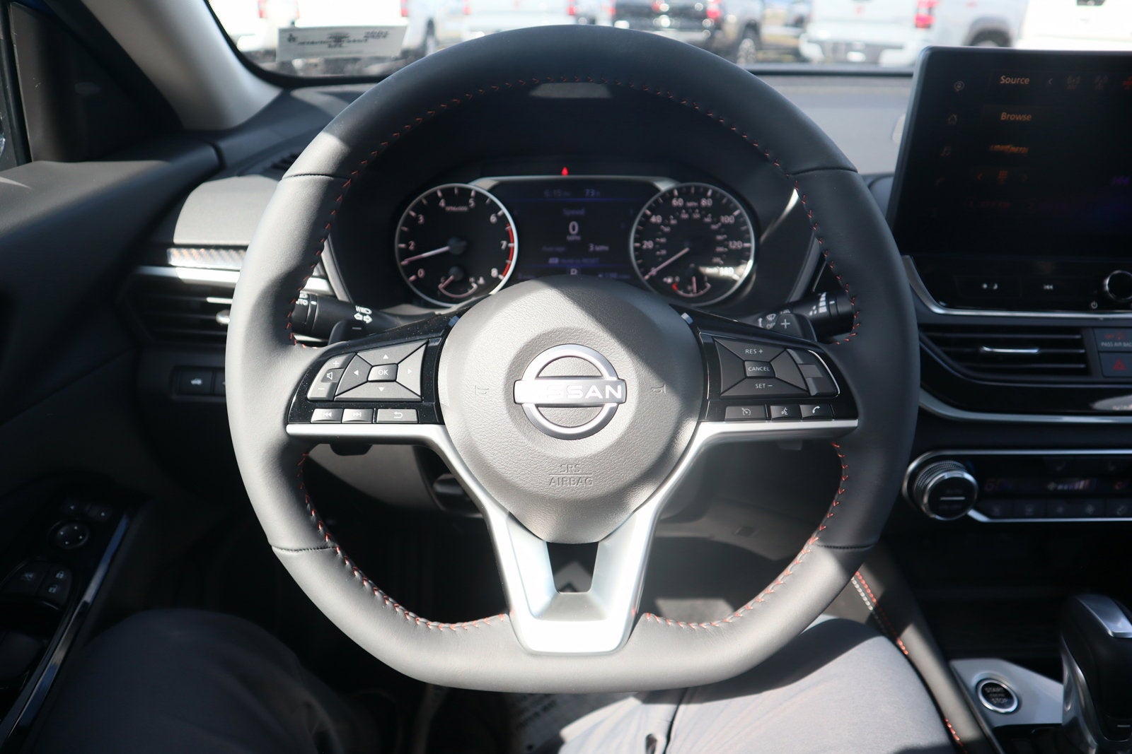 2025 Nissan Altima SR