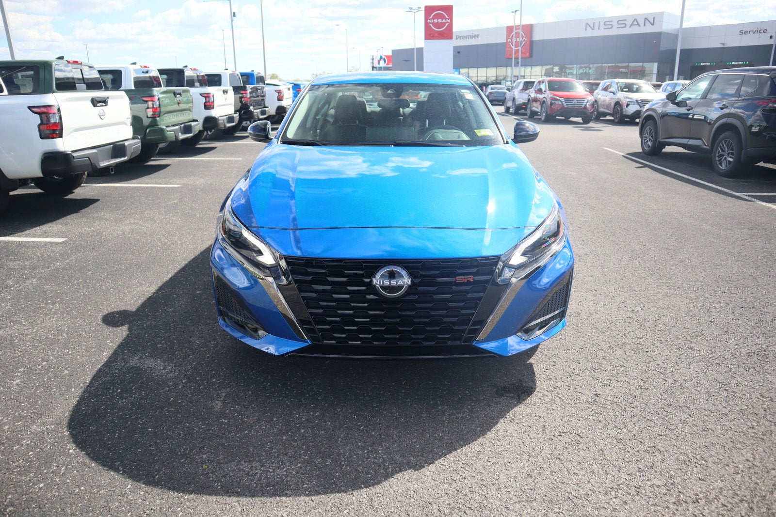 2025 Nissan Altima SR