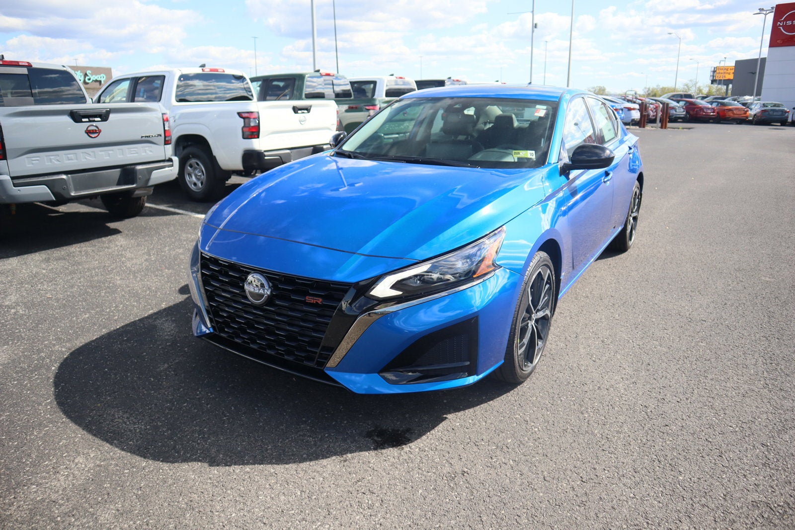 2025 Nissan Altima SR