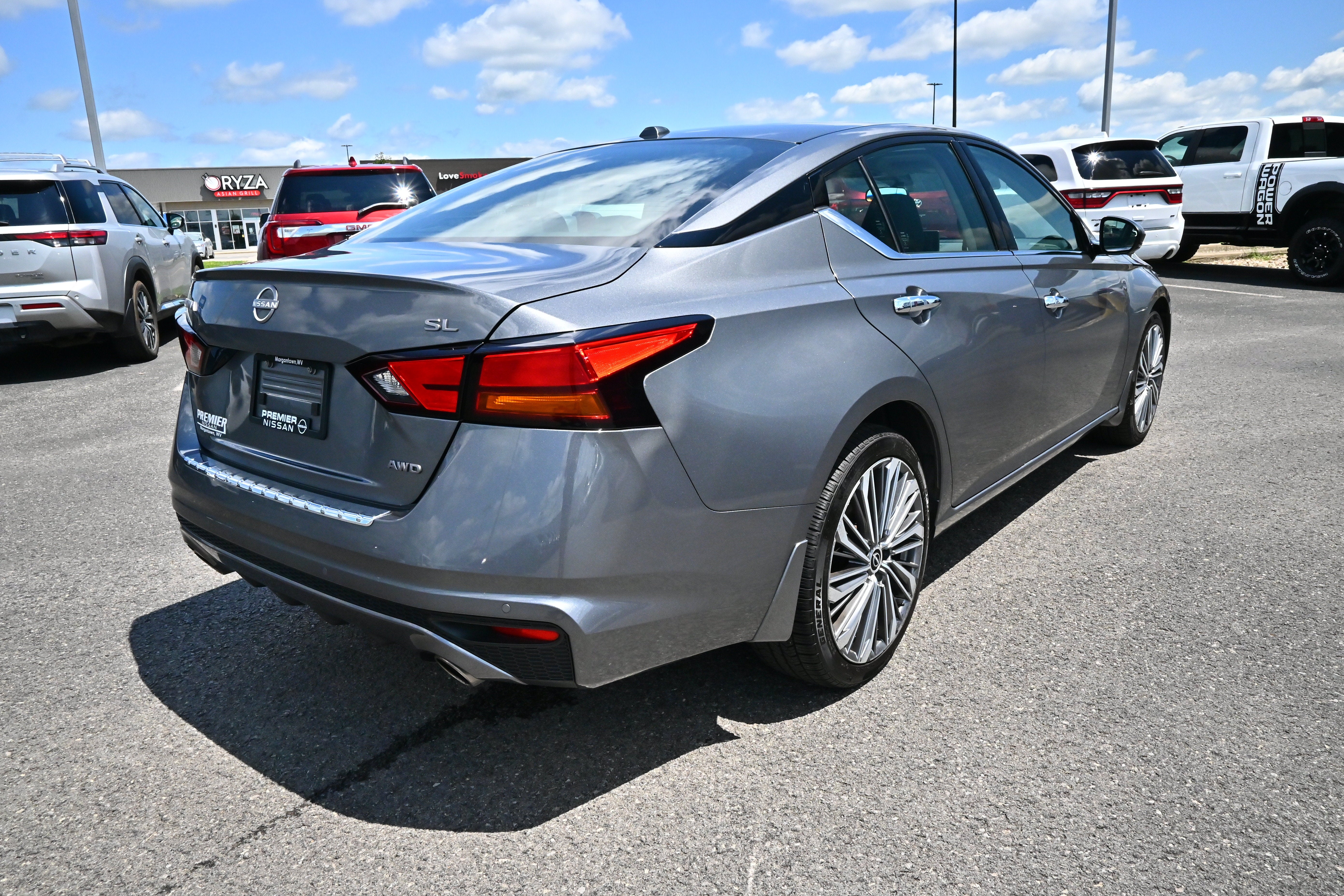 2023 Nissan Altima SL