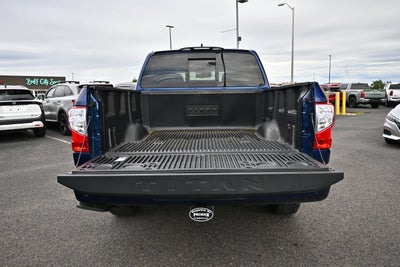 2024 Nissan Titan Crew Cab SV