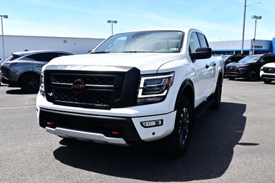 2024 Nissan Titan Crew Cab PRO-4X®