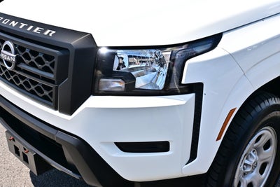 2022 Nissan Frontier Crew Cab S