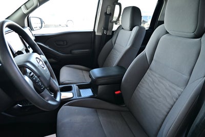 2022 Nissan Frontier Crew Cab S