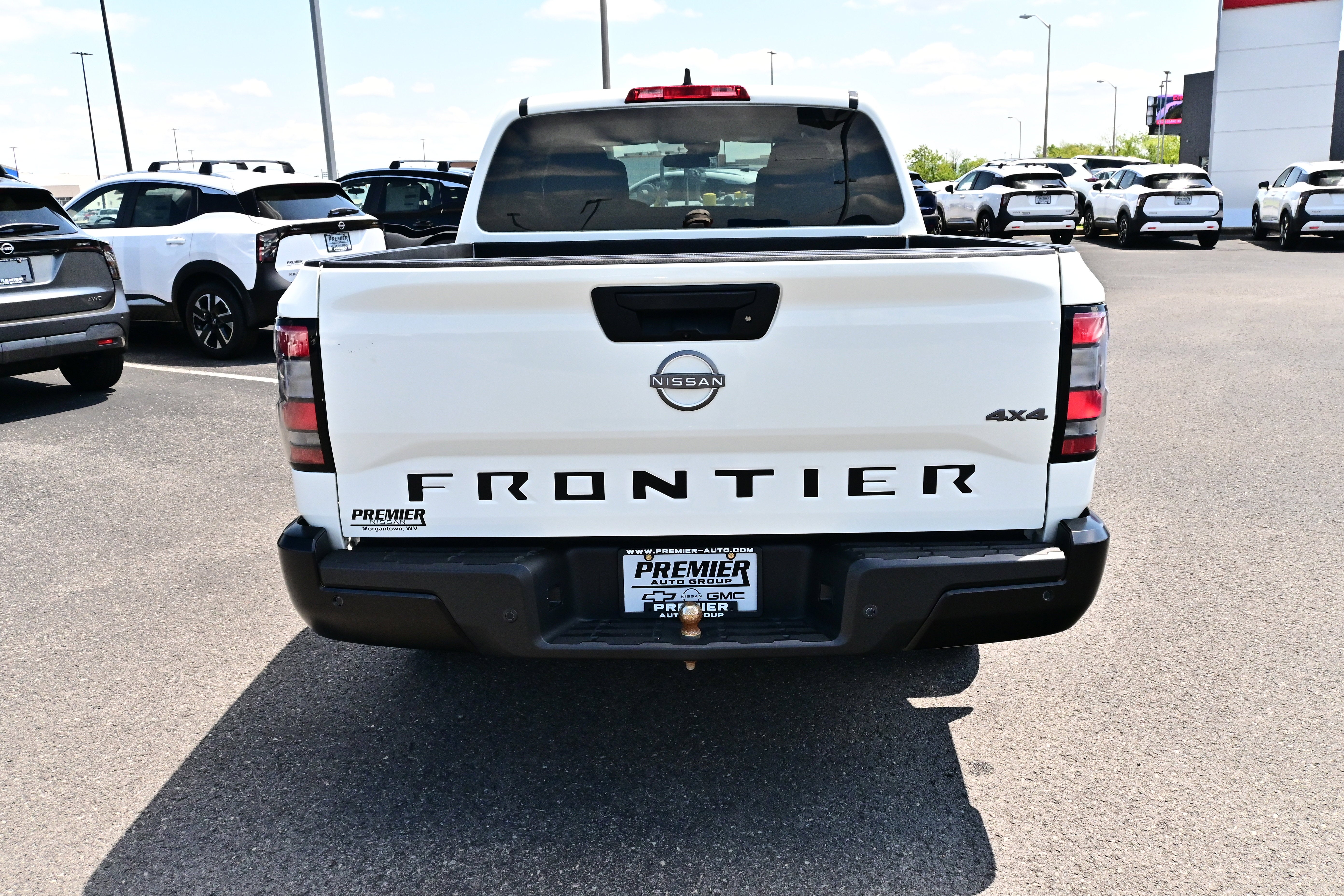 2022 Nissan Frontier Crew Cab S