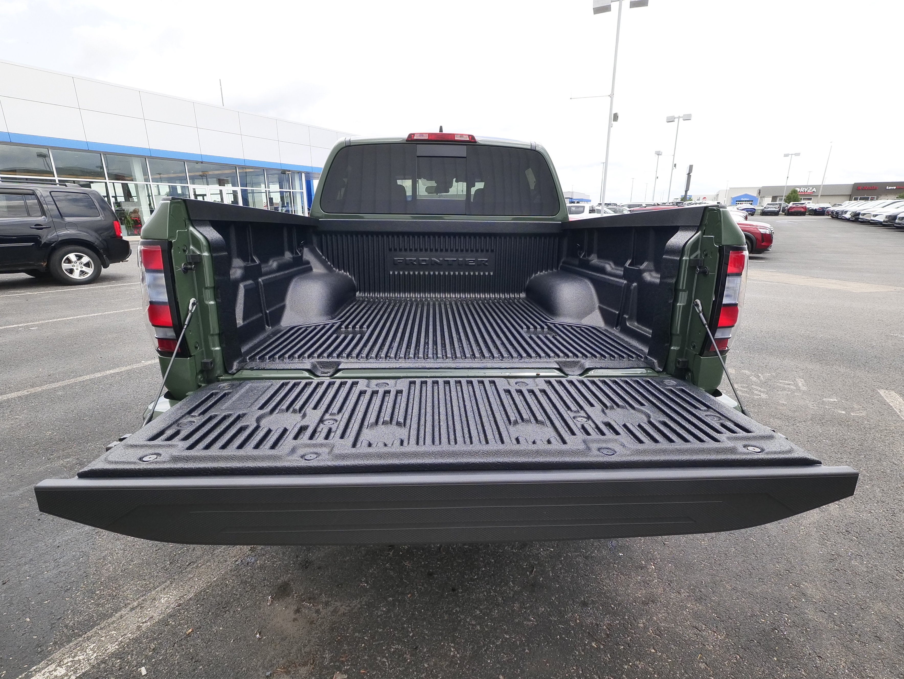 2026 Nissan Frontier Crew Cab SV
