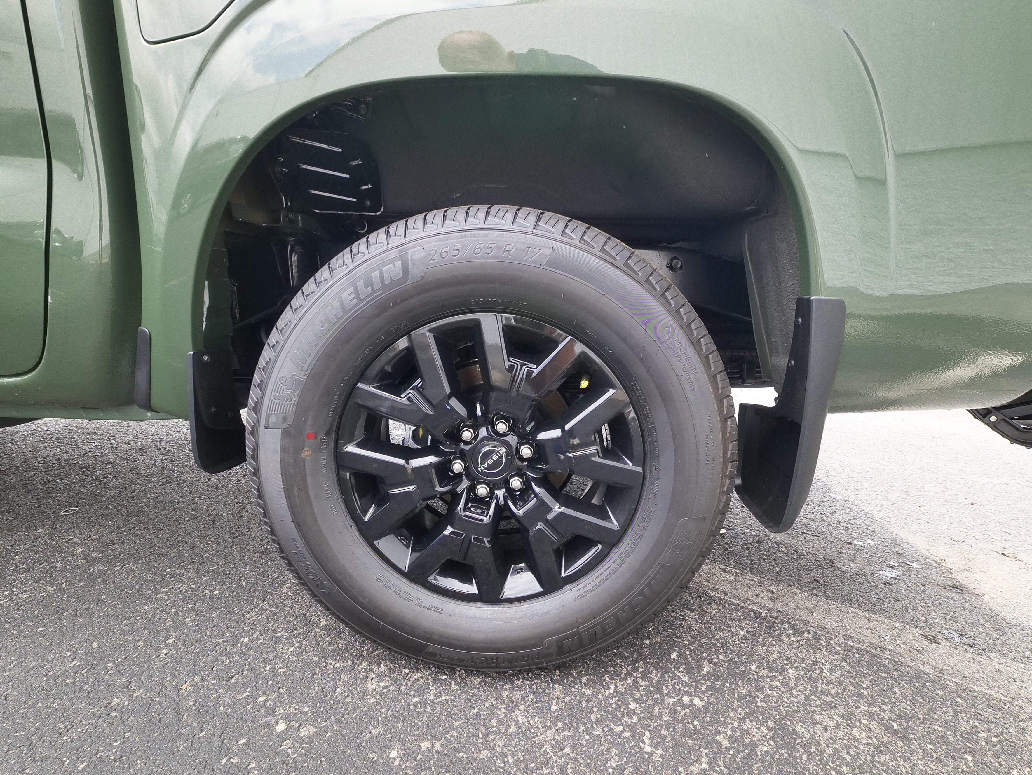 2026 Nissan Frontier Crew Cab SV