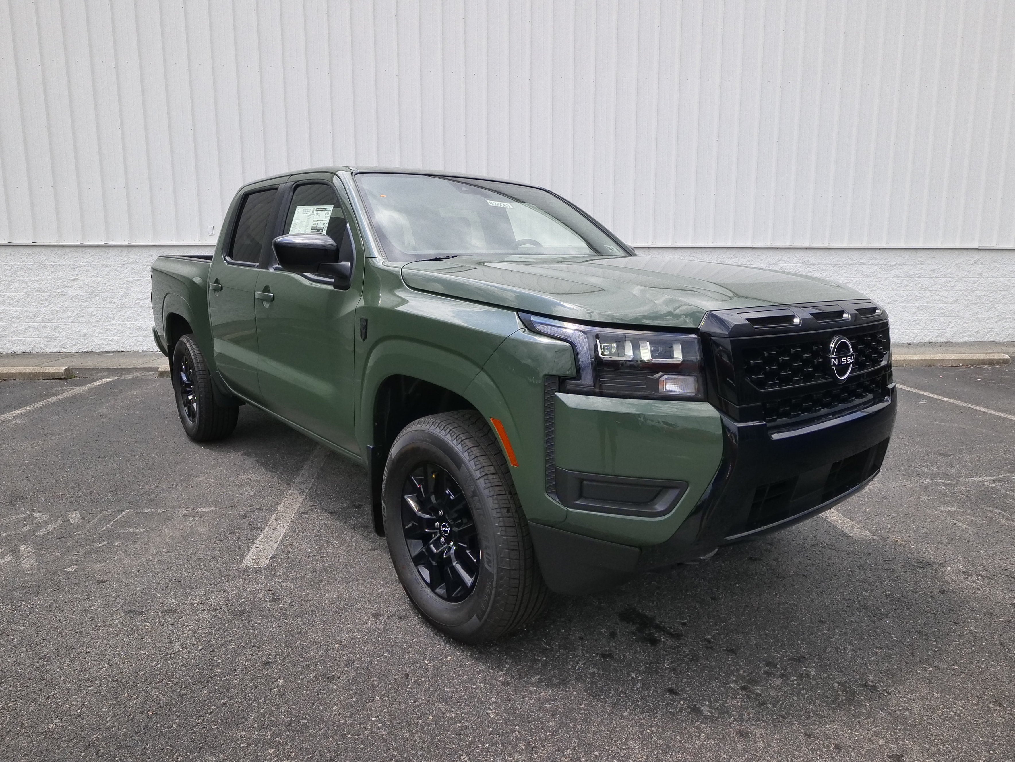 2026 Nissan Frontier Crew Cab SV